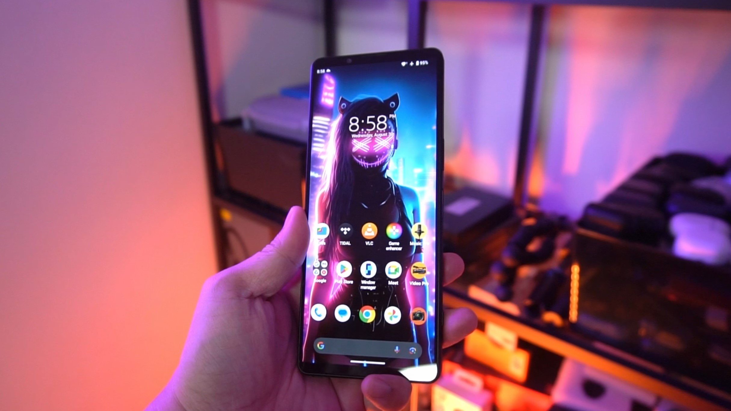 Sony Xperia 1 V Review - The Audiophile's PRO Camera Phone 🤔 — Aaron x  Loud and Wireless