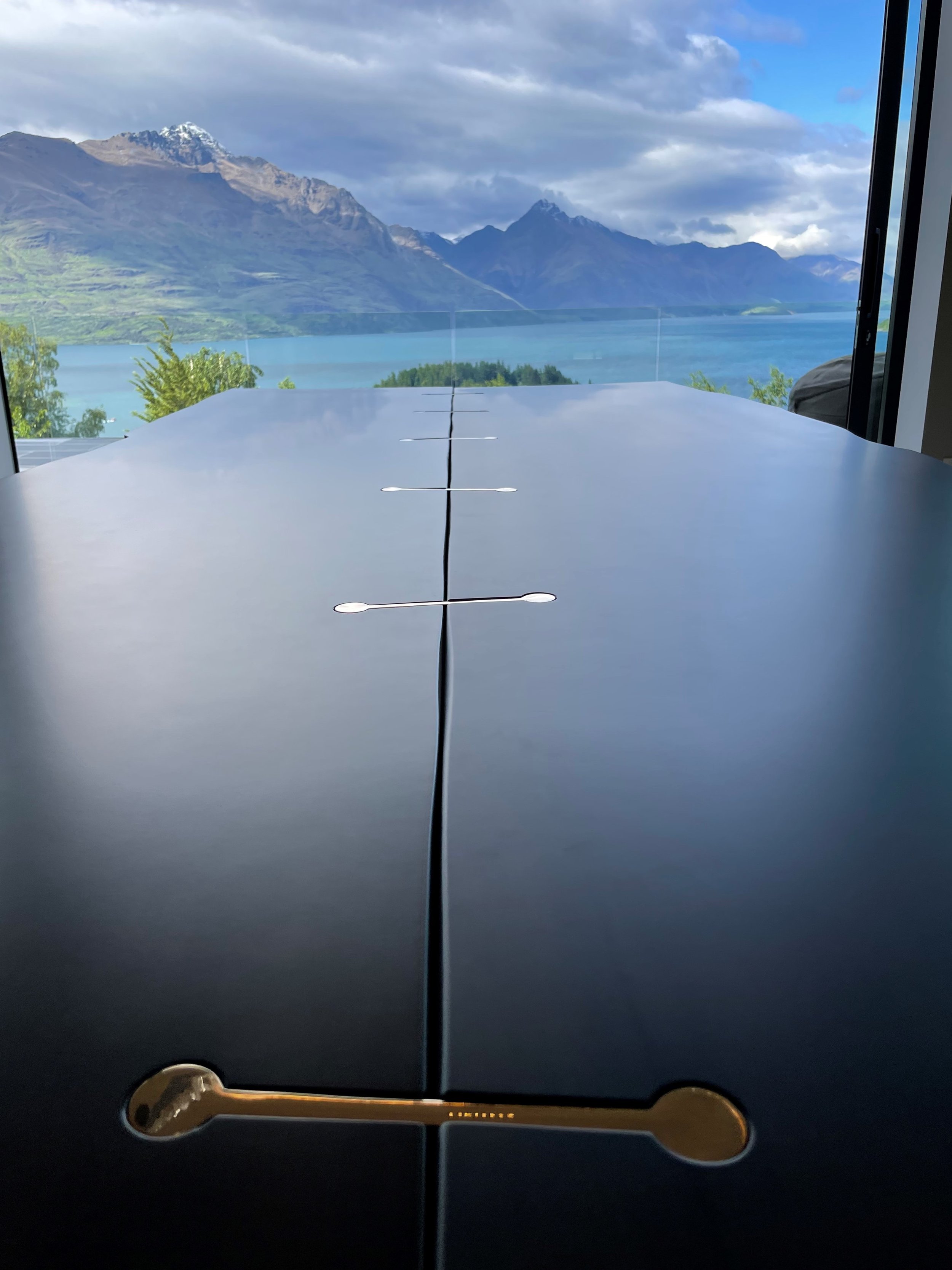 Tréology Twin Slab Kauri Table