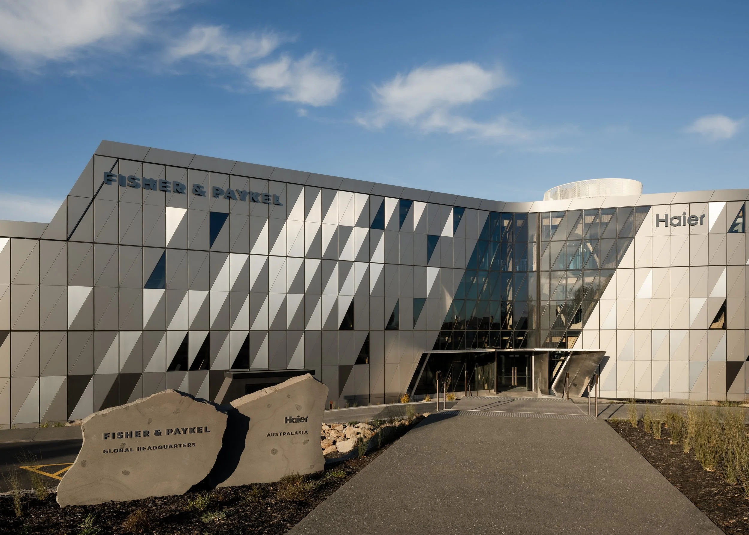 treology-fisher-paykel-boardroom-head-quarters-building.jpg