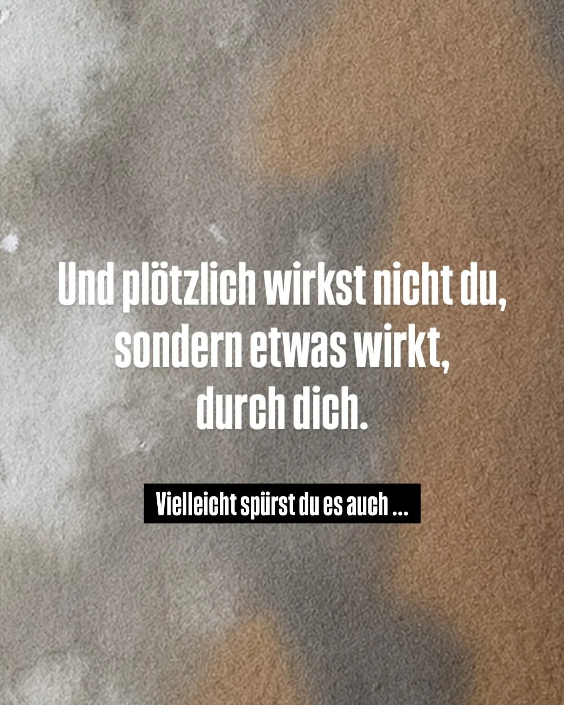 Lehren ver&auml;ndert sich &mdash; ich bin mir fast sicher ✨ du siehst es auch. Als Ahnung, Empfindung, Gef&uuml;hl oder als Bild, vielleicht &hellip; 

Im wohl kraftvollsten Modul von SACRED HEART widmen wir uns dem Lehren als Zustand 💥 deiner Tief
