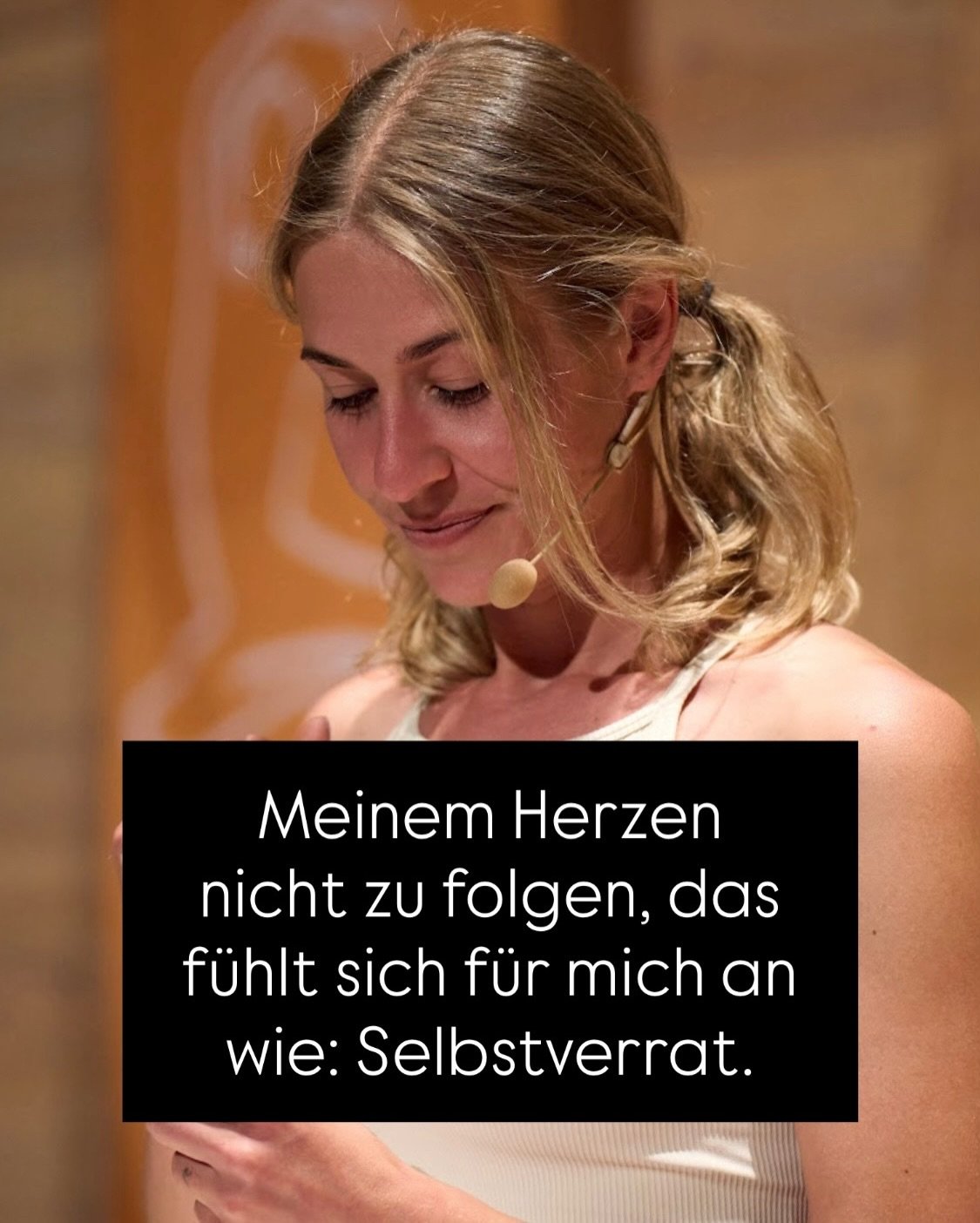 F&uuml;r mich ist FOLGE DEINEM HERZEN kein romantischer Satz &hellip; ihn erst zu nehmen auch keine Option &hellip; sondern existenziell. Alles andere f&uuml;hlt sich &mdash; und ich finde nur dieses Wort &mdash; wie Verrat an. 

An dir,
an mir,
an u