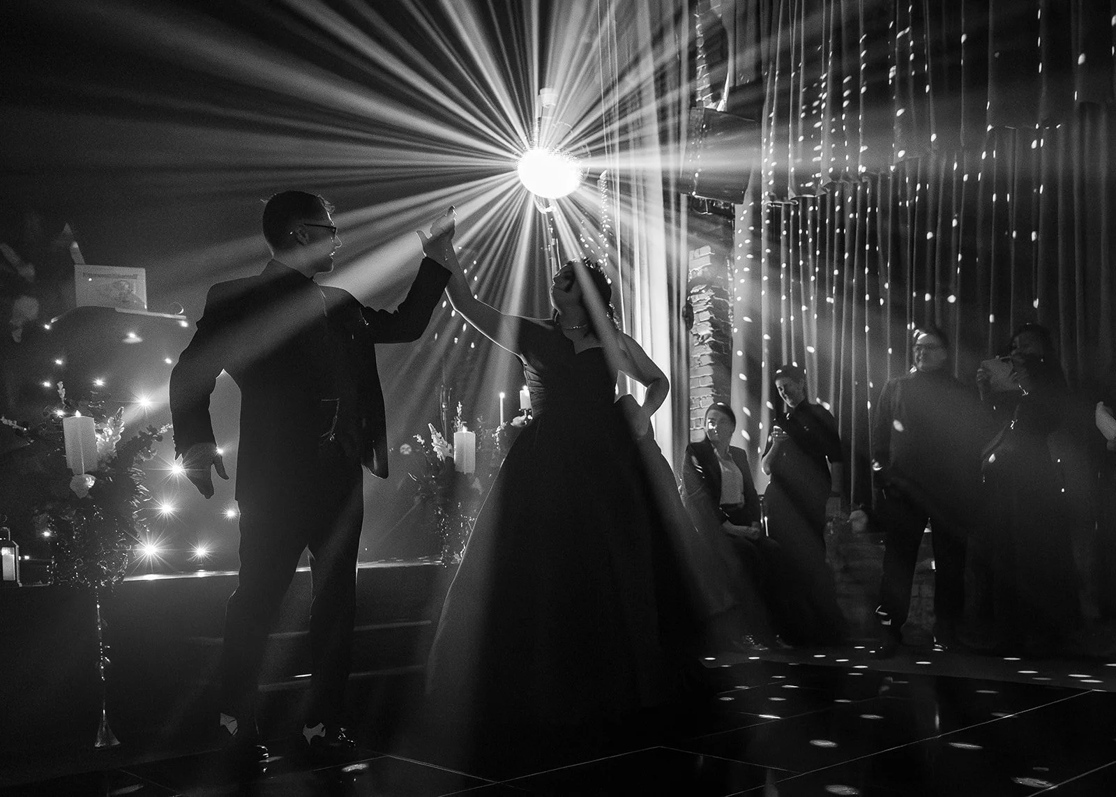 Vibrant and authentic wedding photography