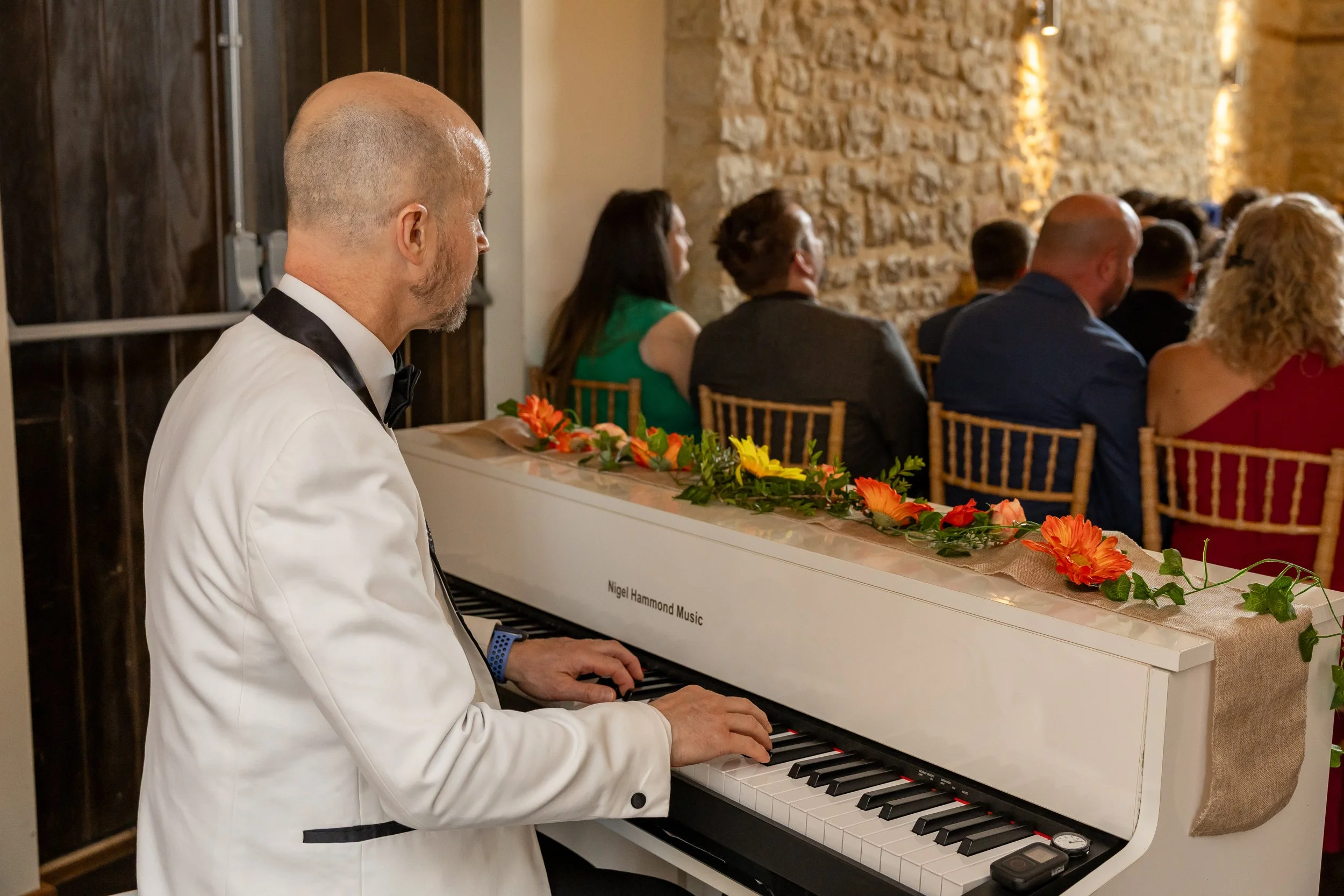  Relaxed and fun wedding at Huntsmill Farm