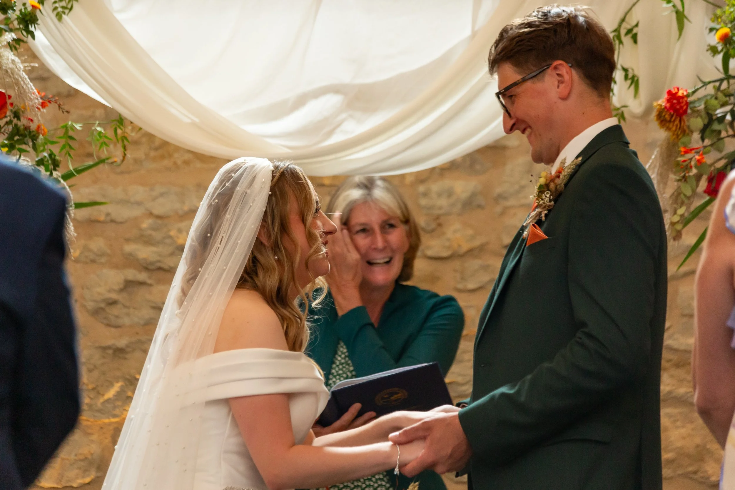  Relaxed and fun wedding at Huntsmill Farm