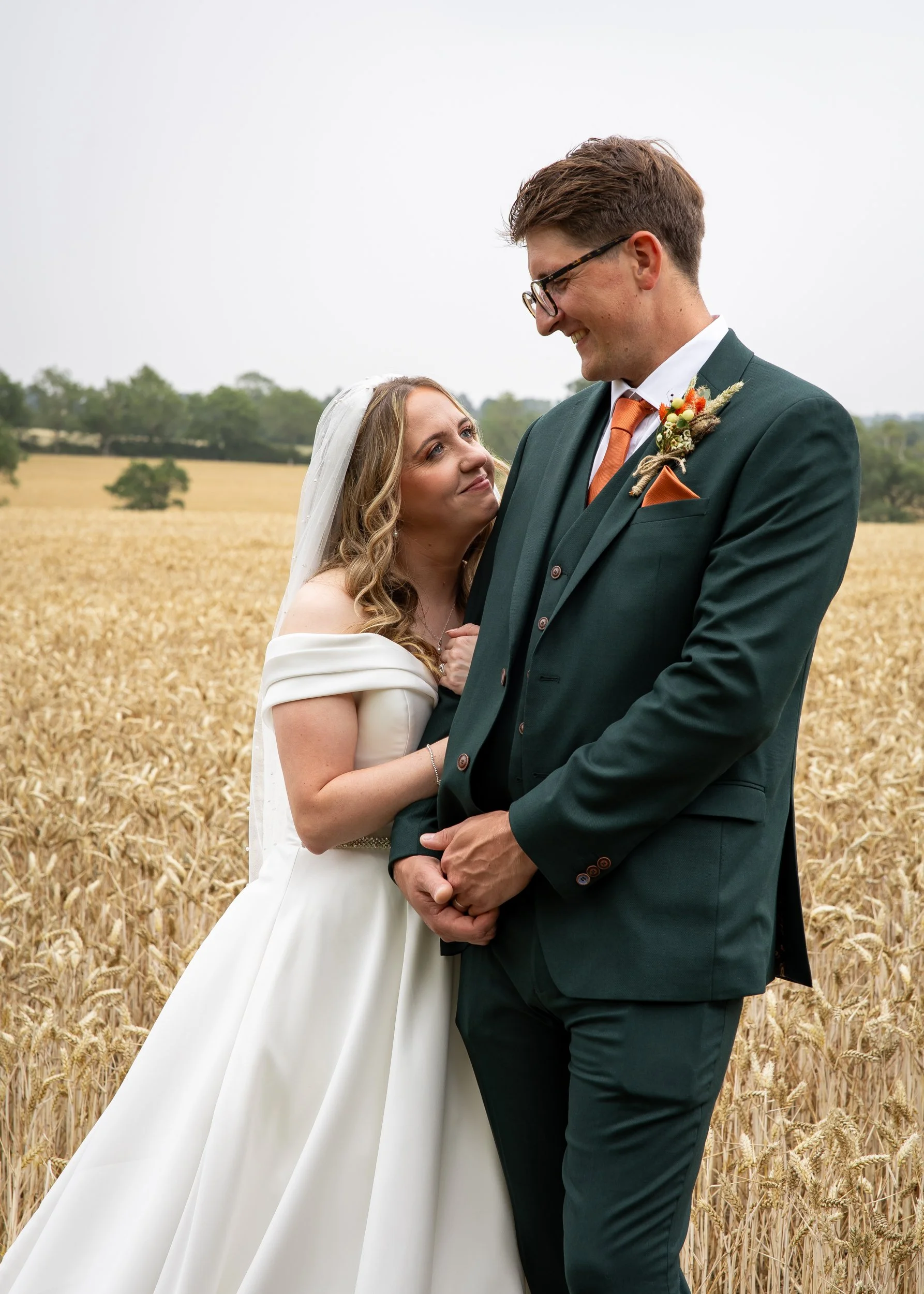 Relaxed and fun wedding at Huntsmill Farm