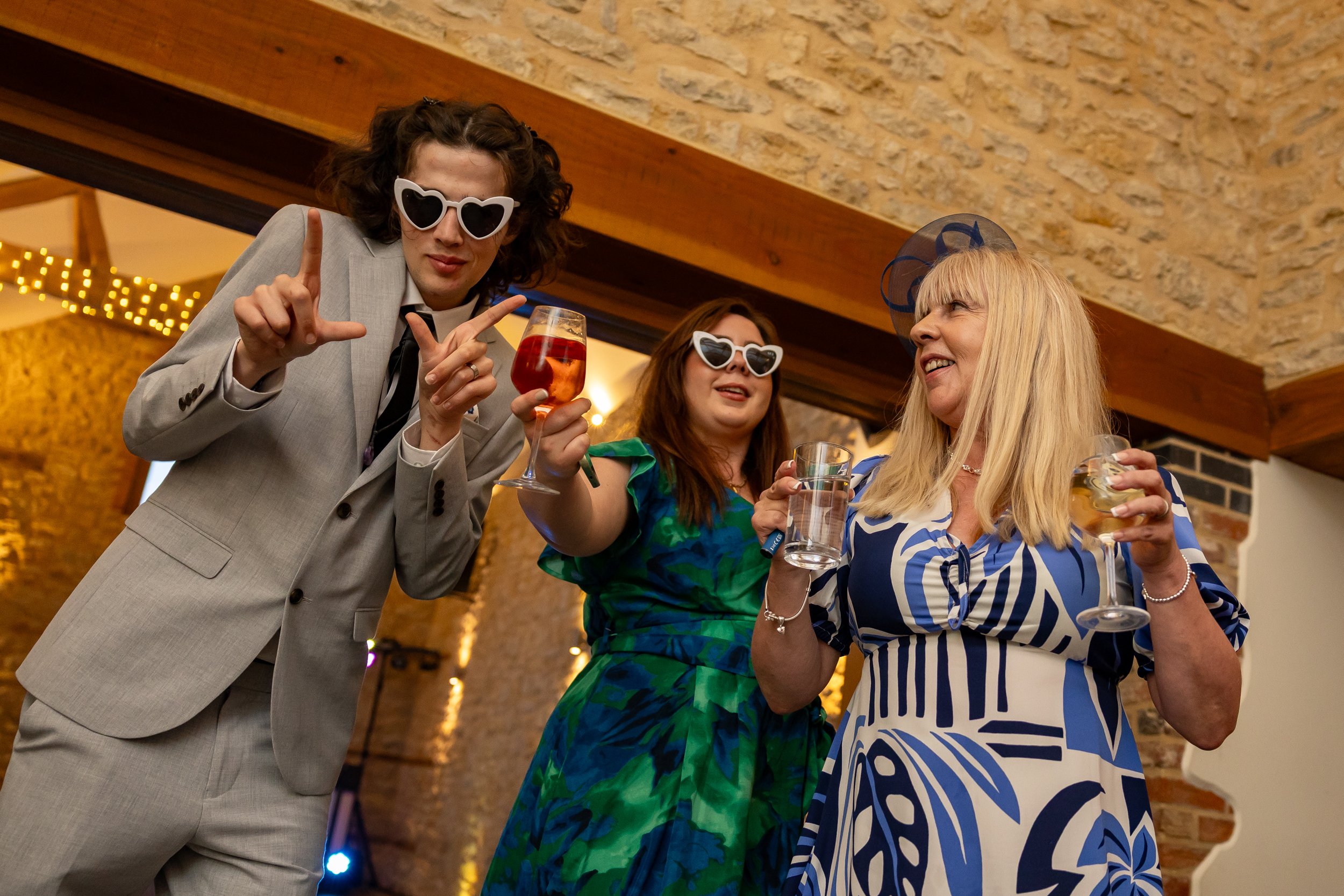  Relaxed and fun wedding at Huntsmill Farm