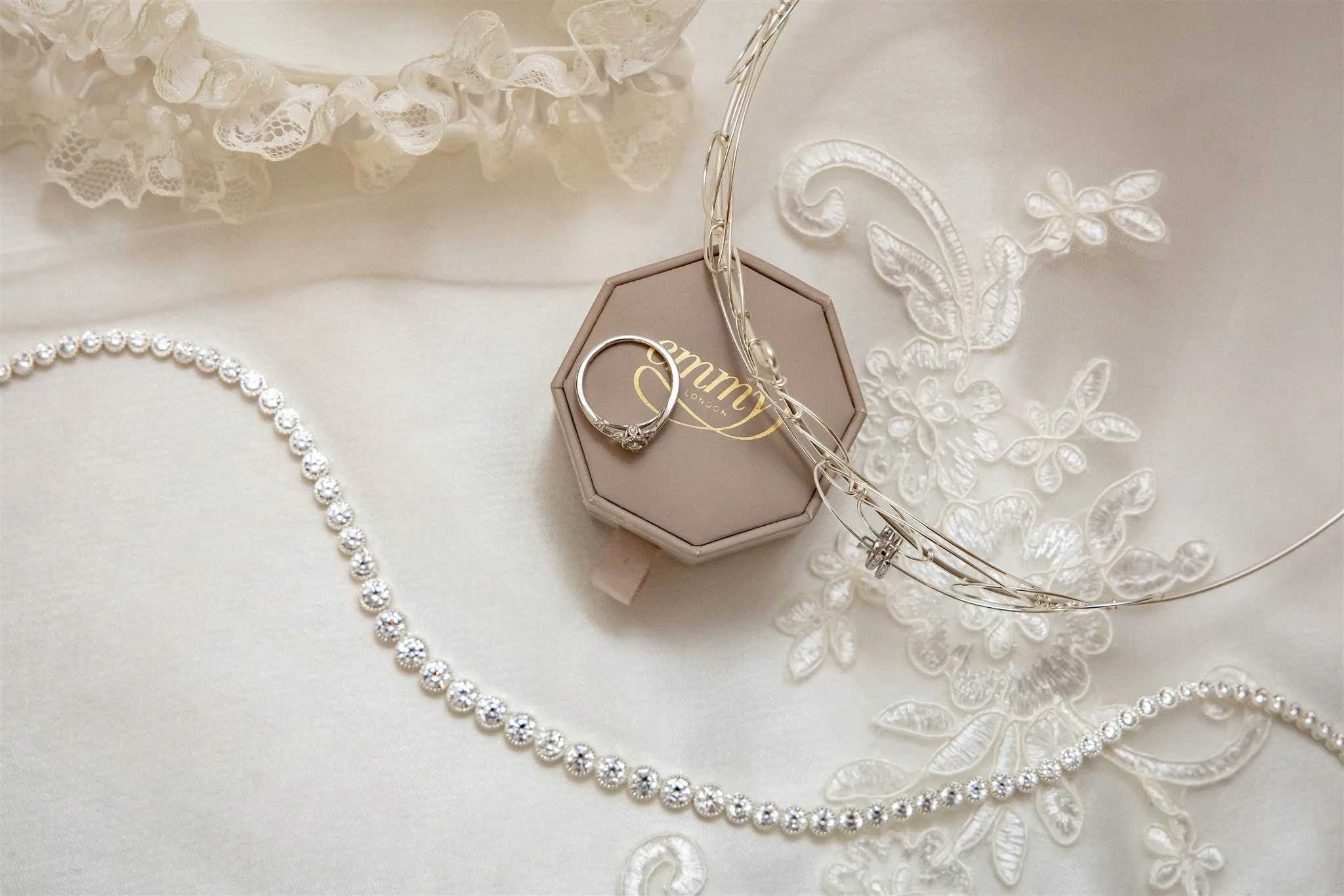 Whimsical Autumn wedding at dodmoor house