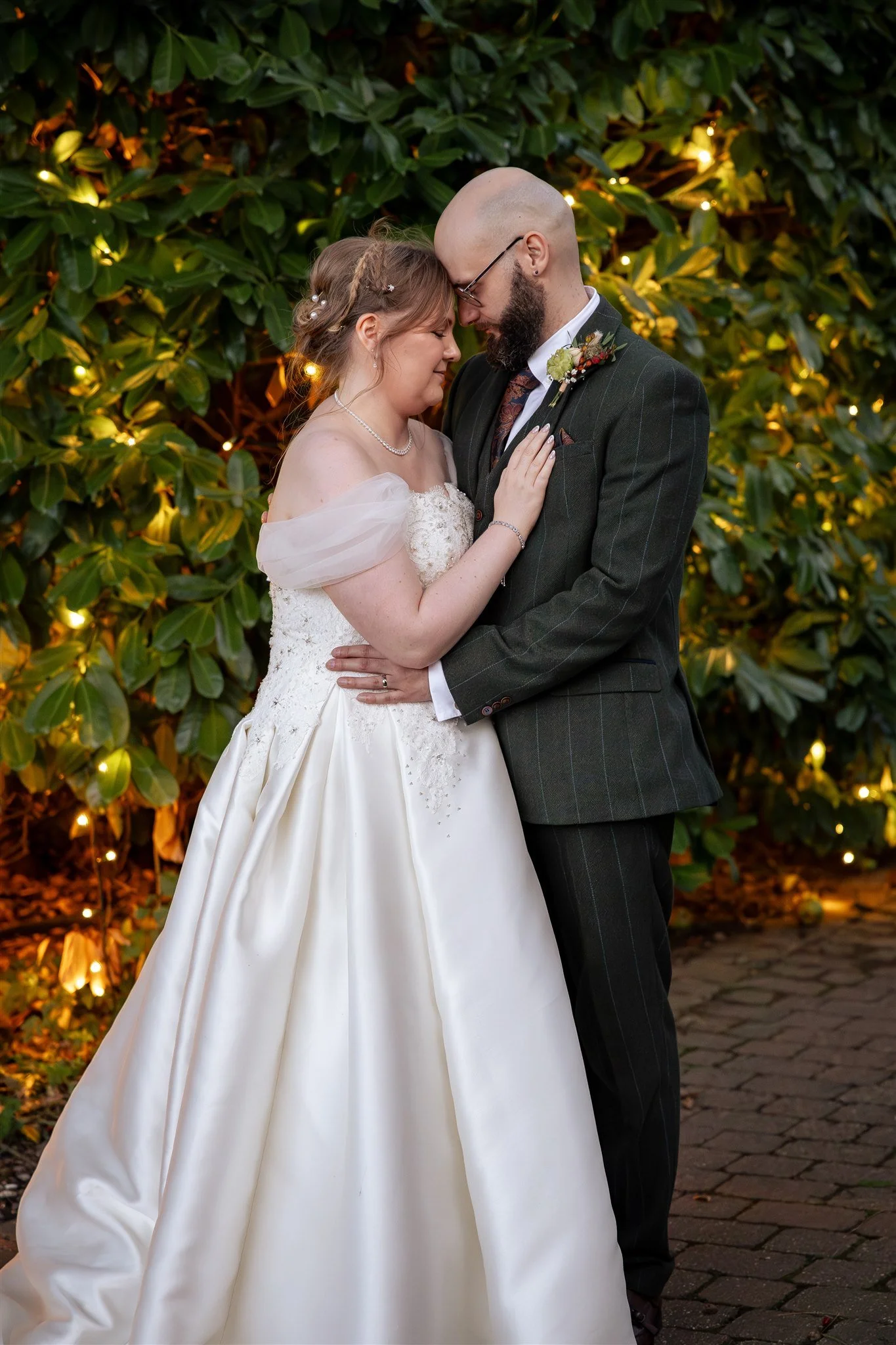 Whimsical Autumn wedding at dodmoor house
