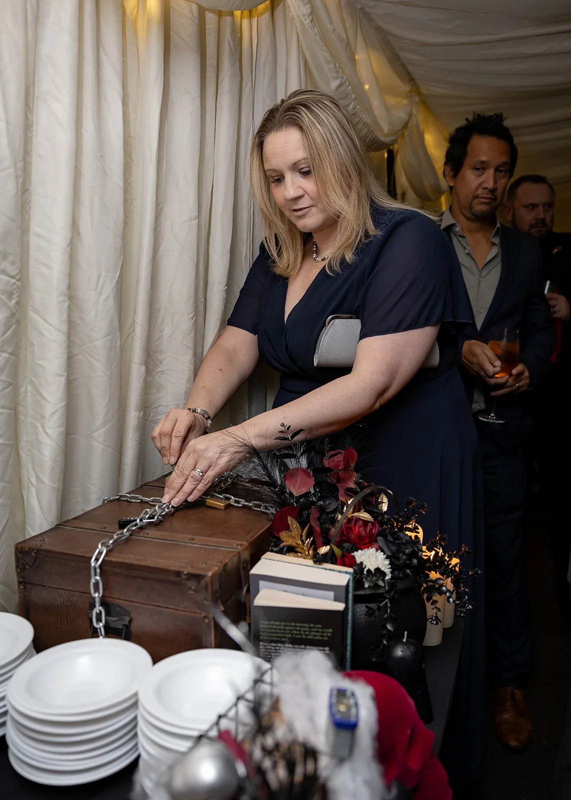7 ways to keep your wedding guest entertained