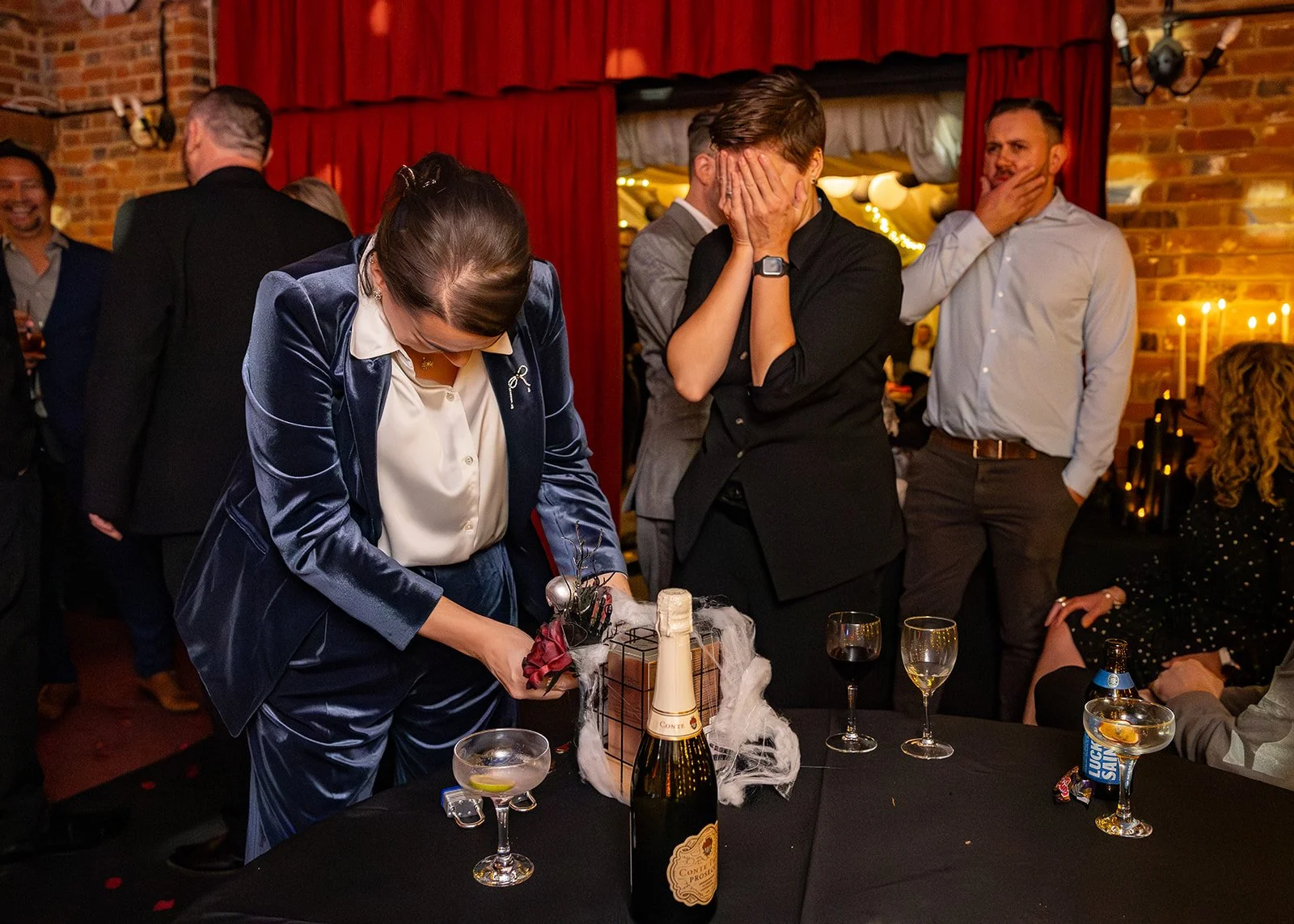 7 ways to keep your wedding guest entertained