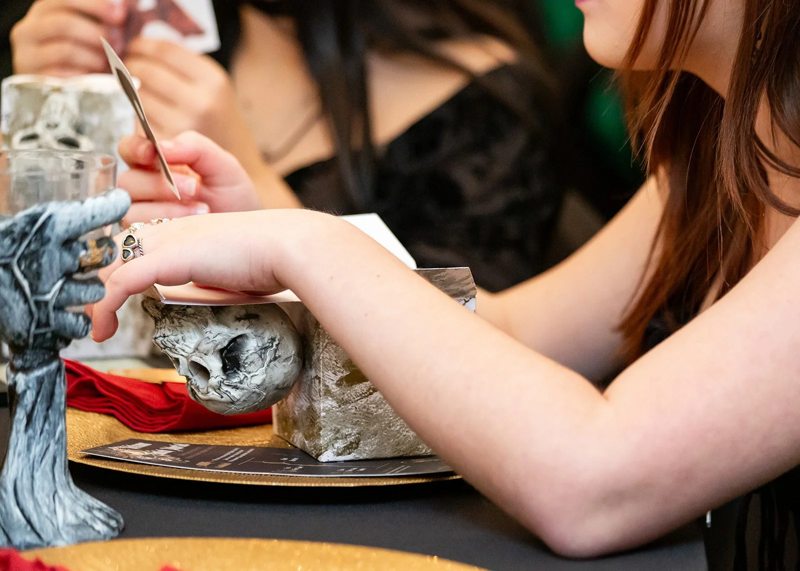 7 ways to keep your wedding guest entertained