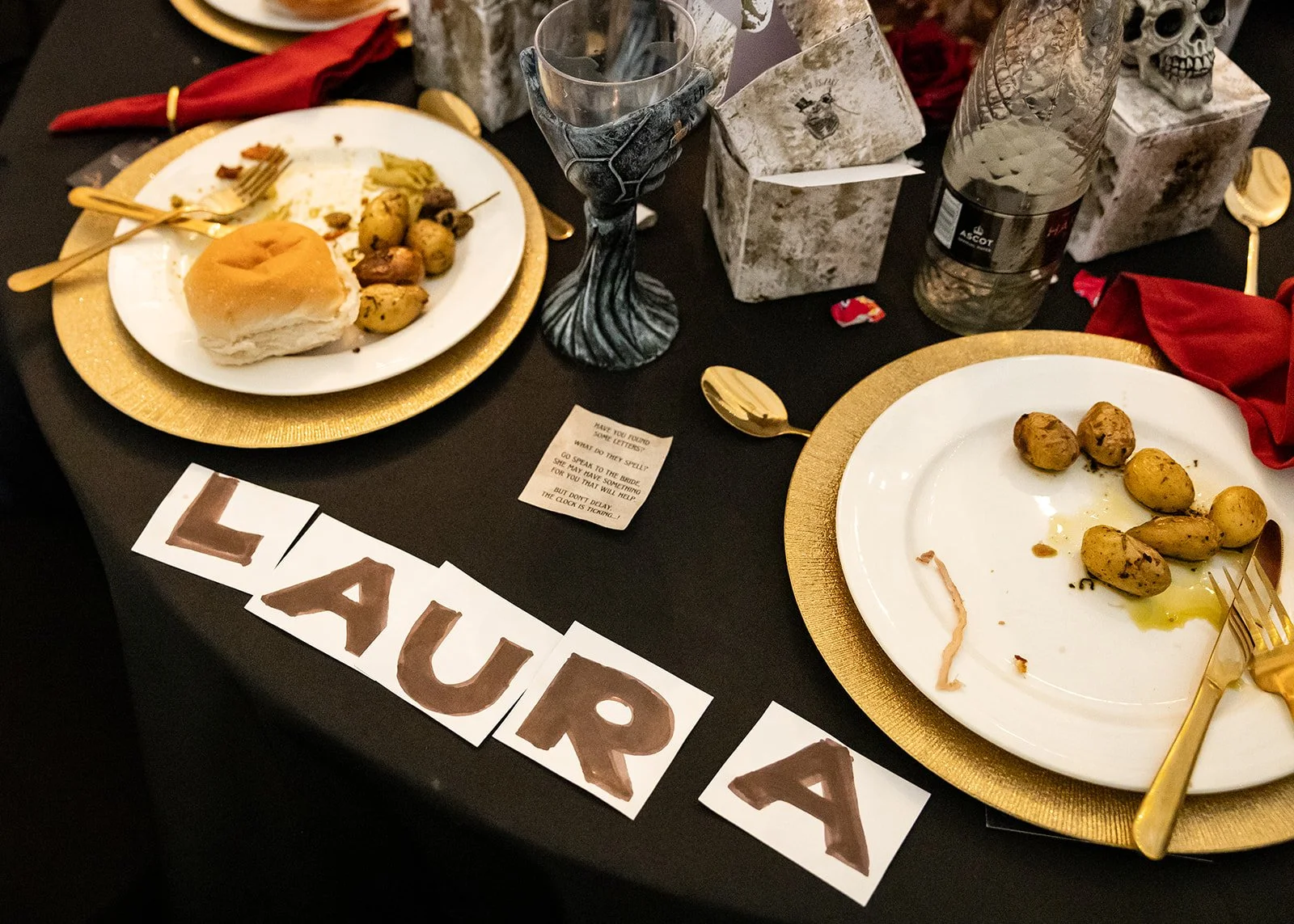 7 ways to keep your wedding guest entertained