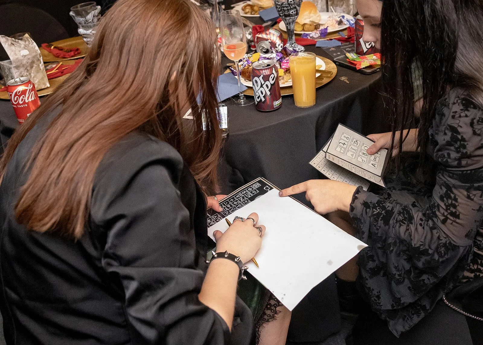 7 ways to keep your wedding guest entertained
