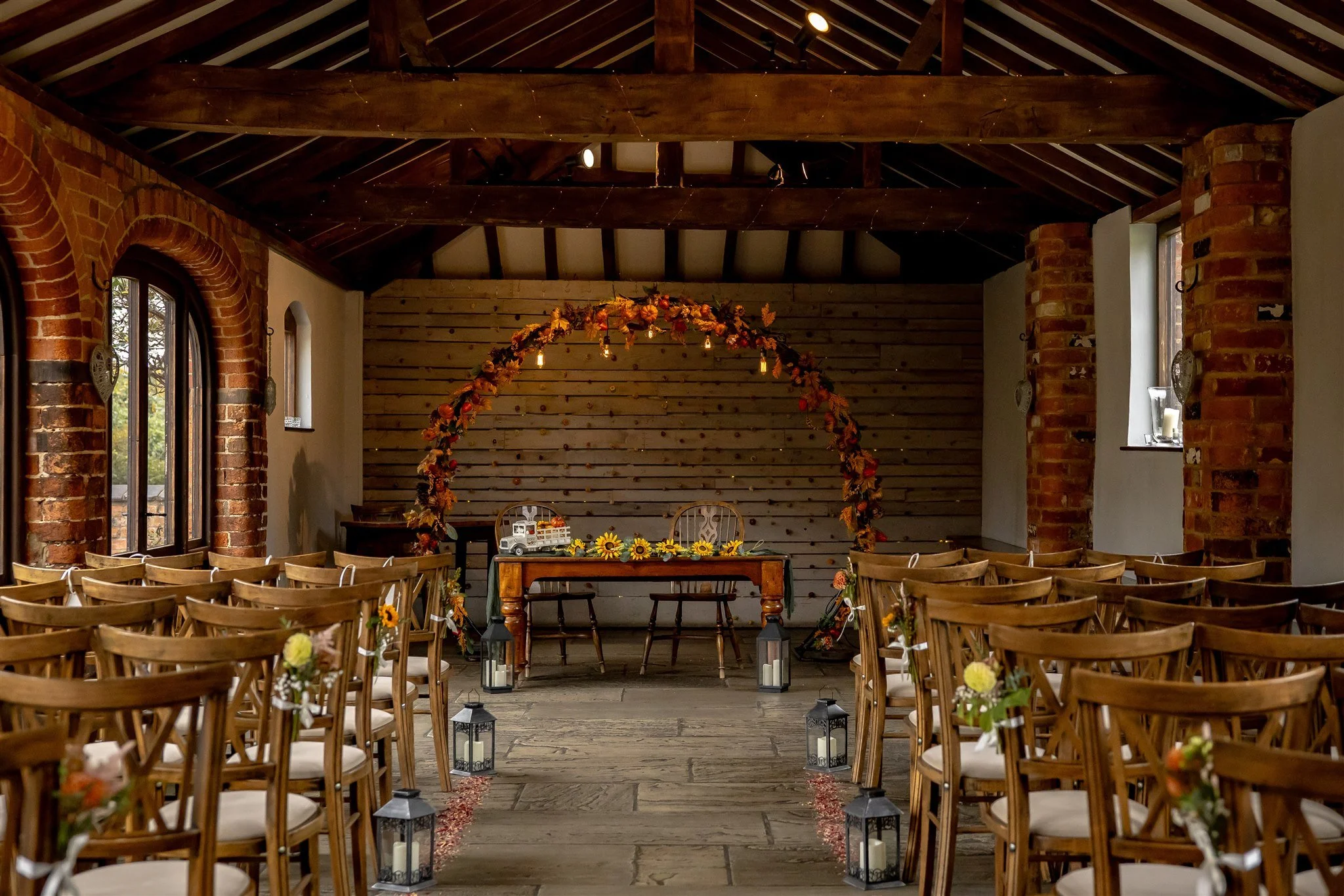 Vibrant and authentic wedding photography