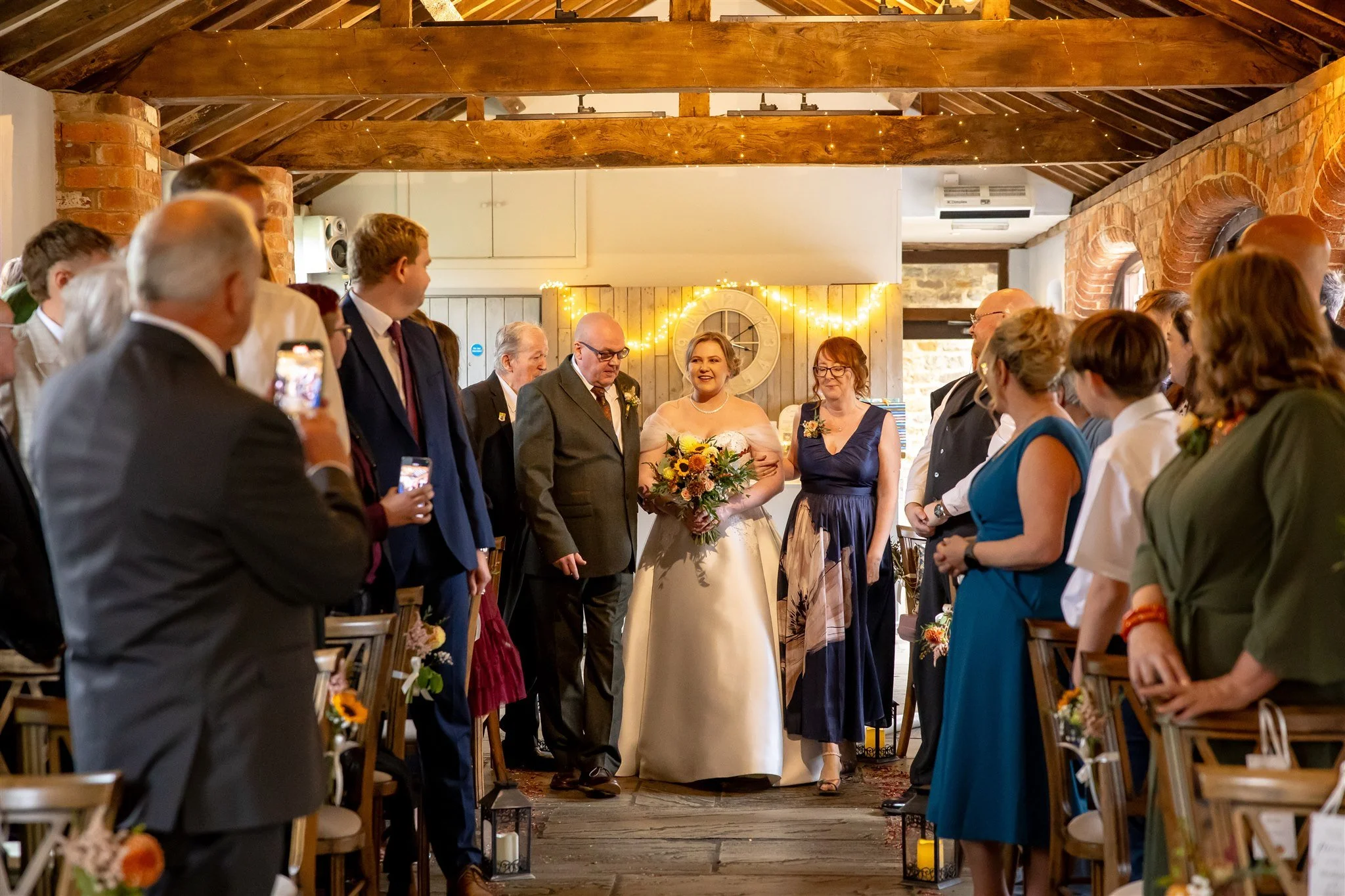 Vibrant and authentic wedding photography