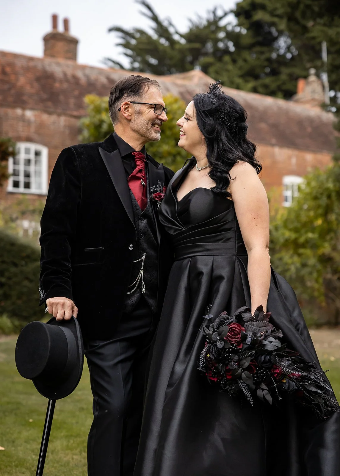 Vibrant and authentic wedding photography