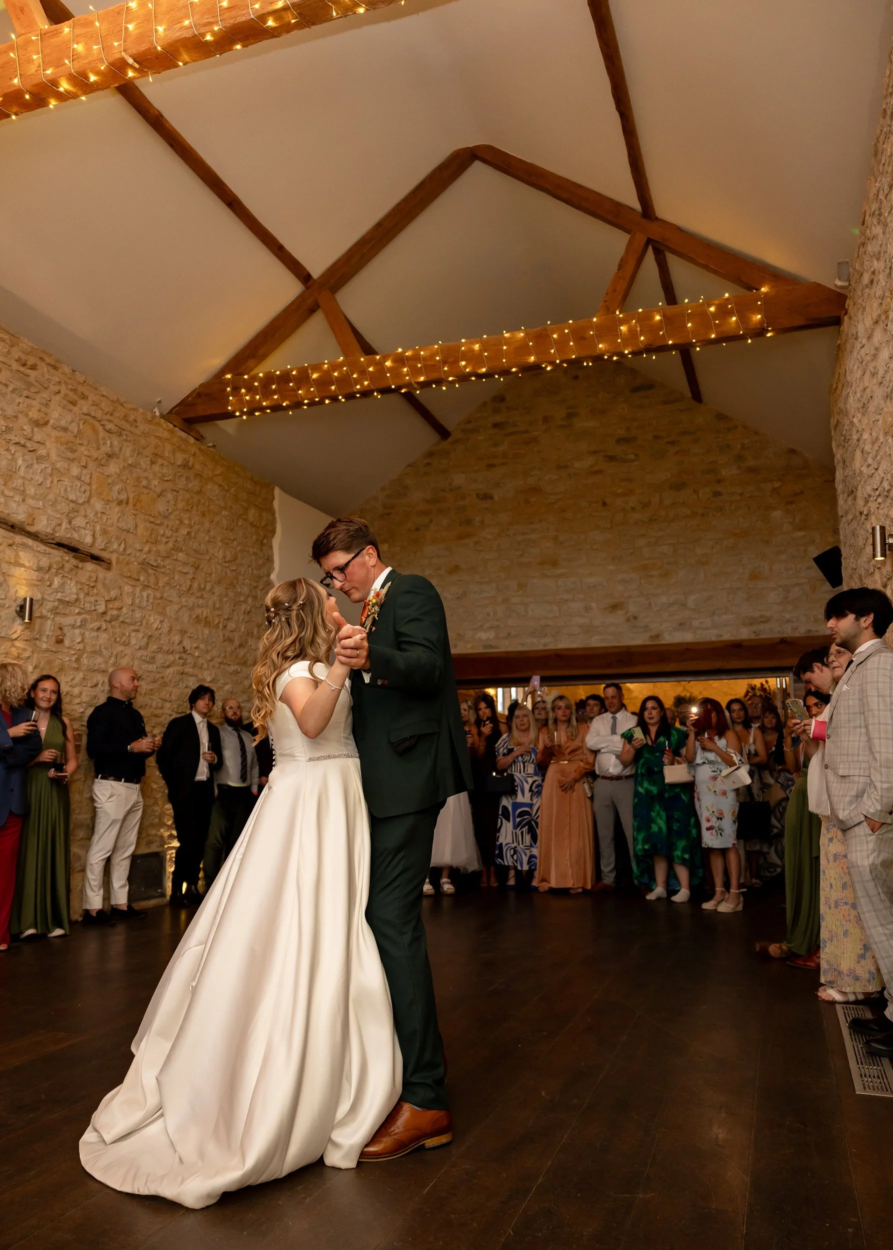 Vibrant and authentic wedding photography