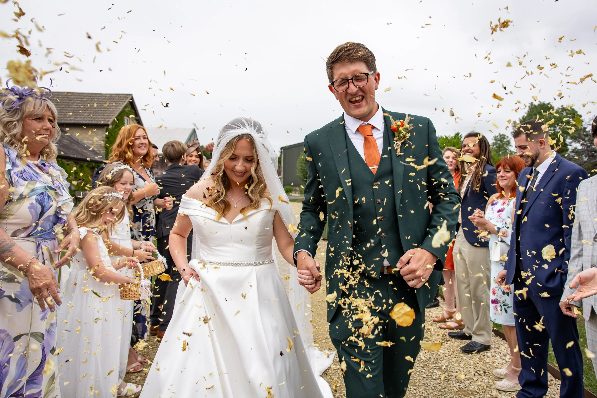 Vibrant and authentic wedding photography