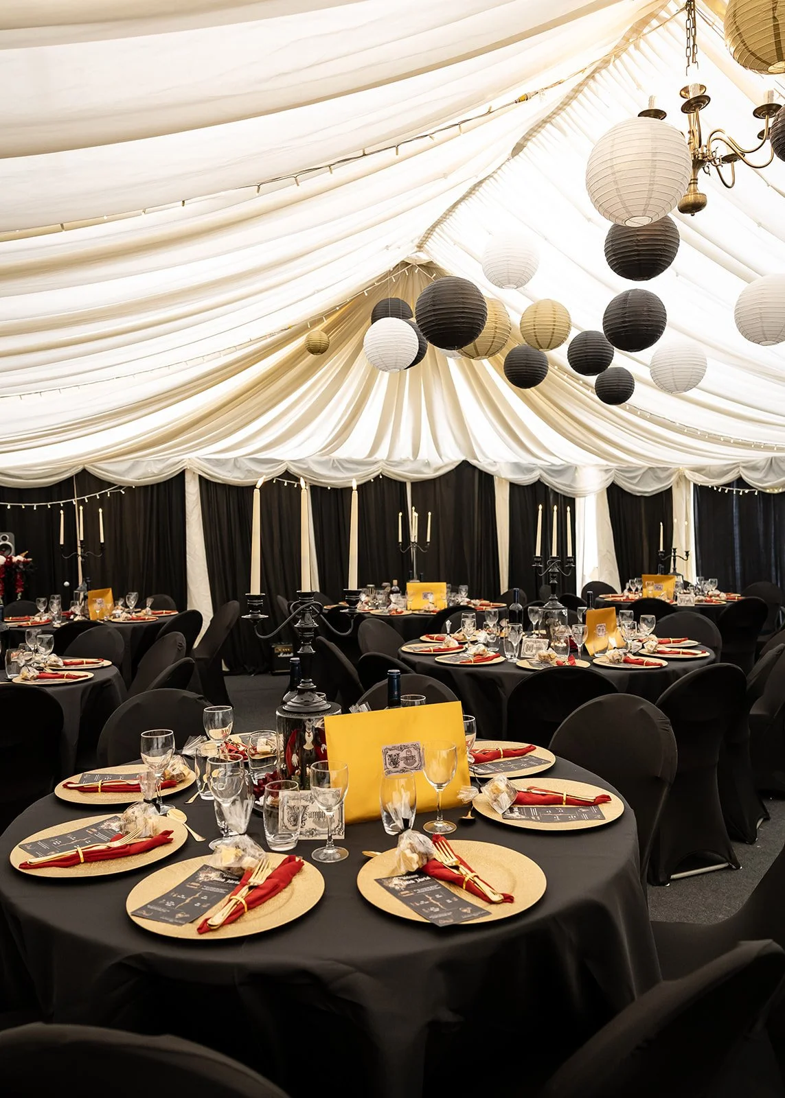 Vibrant and authentic wedding photography