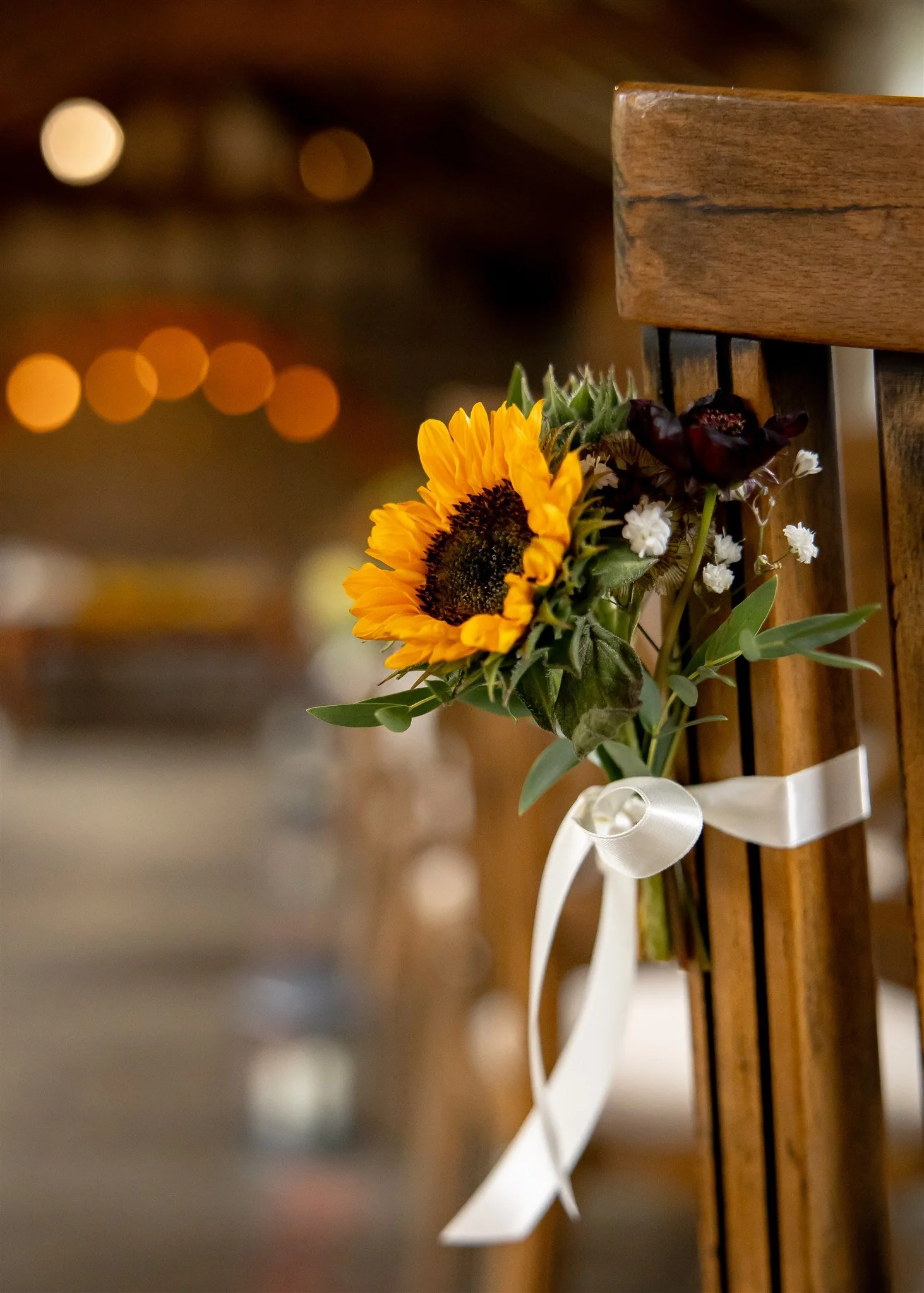 Vibrant and authentic wedding photography