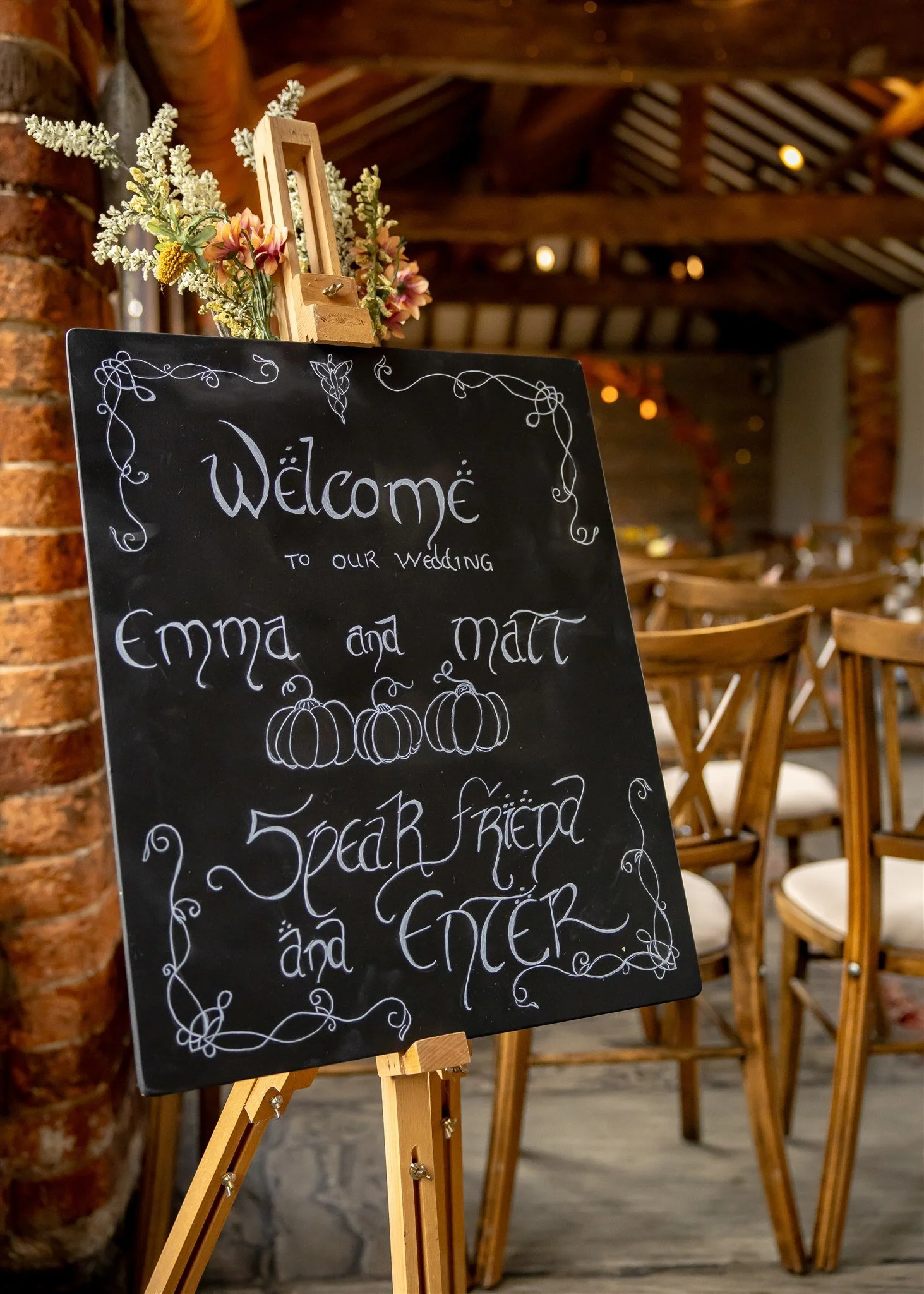 Vibrant and authentic wedding photography