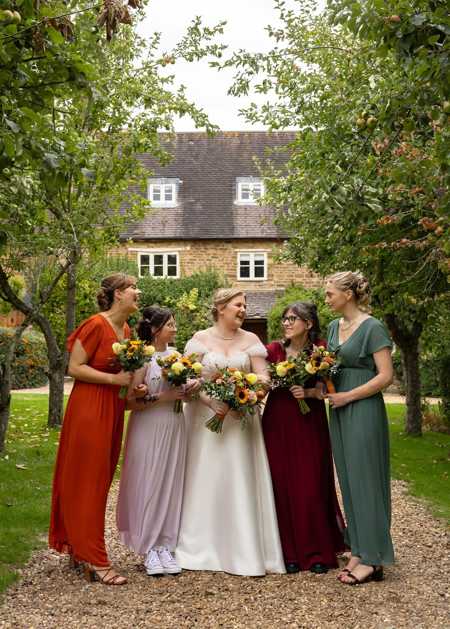 Vibrant and authentic wedding photography