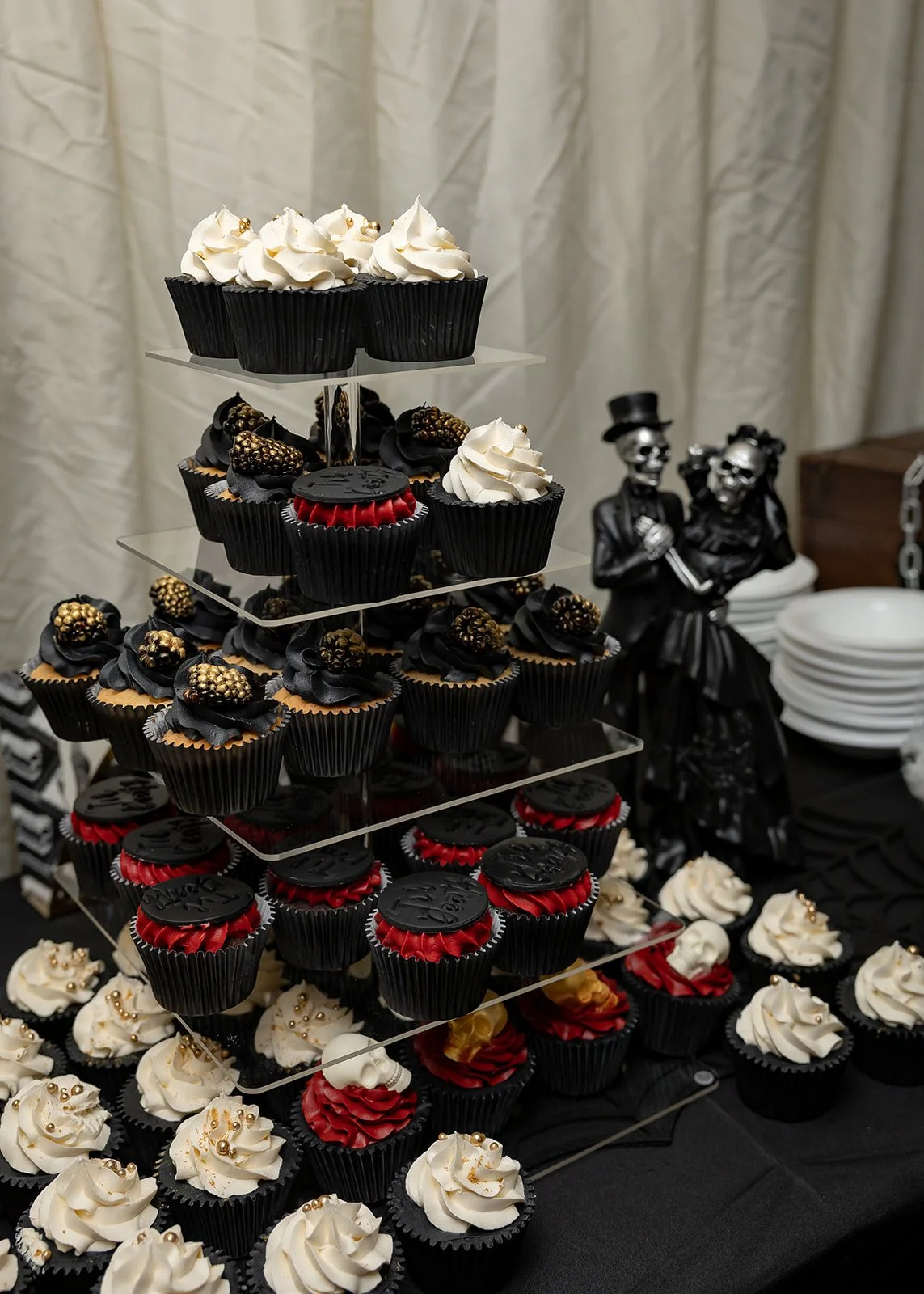 Vibrant and authentic wedding photography