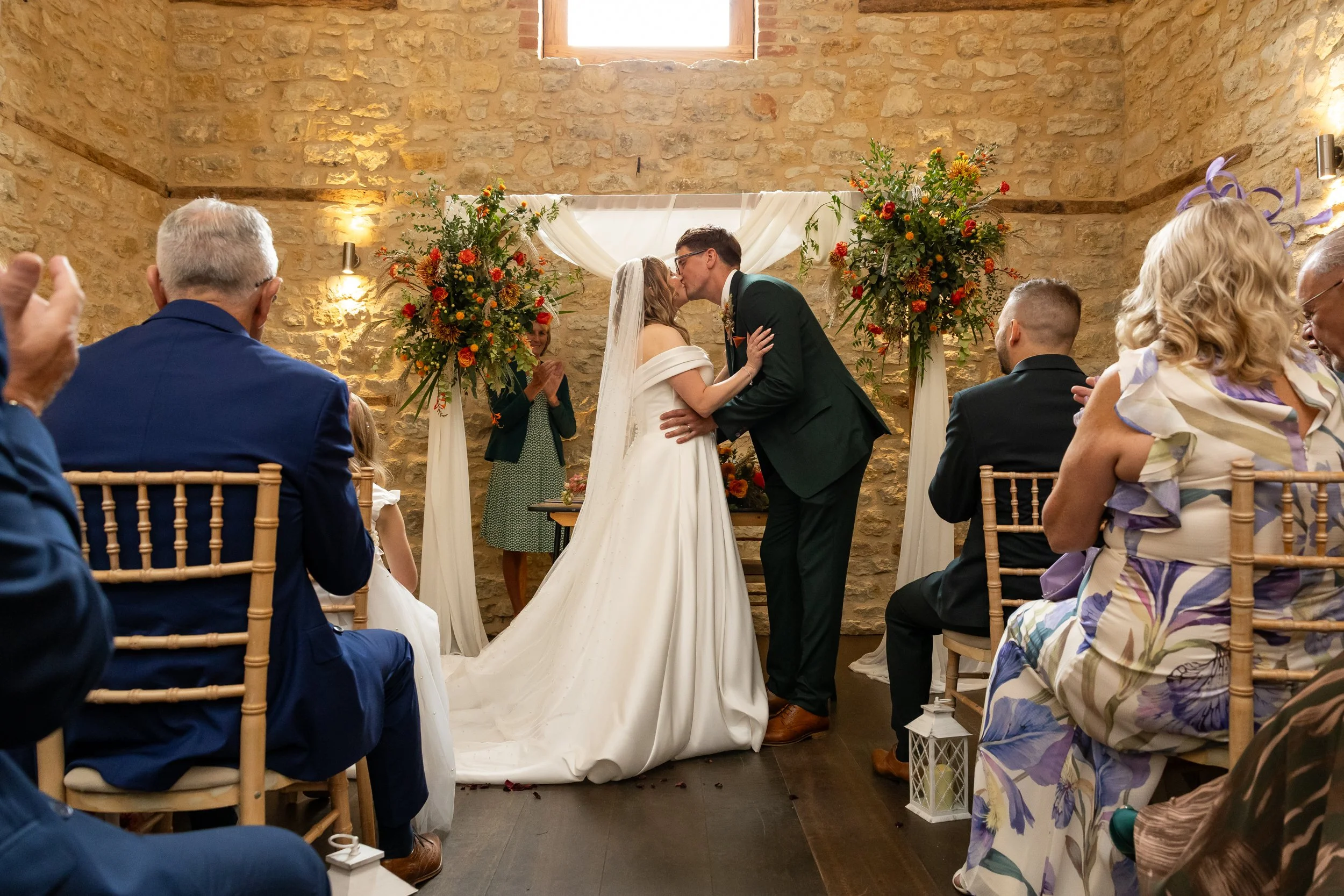 Vibrant and authentic wedding photography