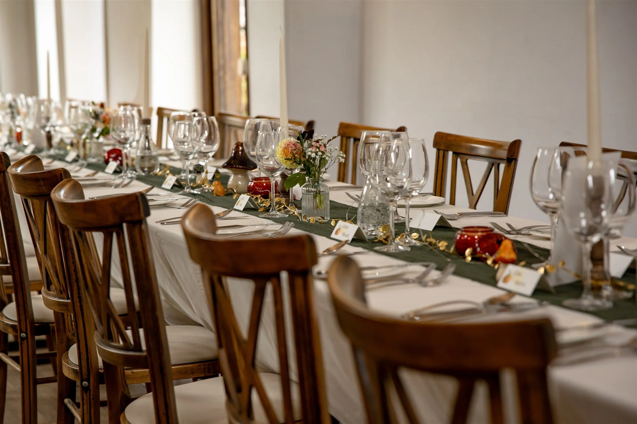 Vibrant and authentic wedding photography