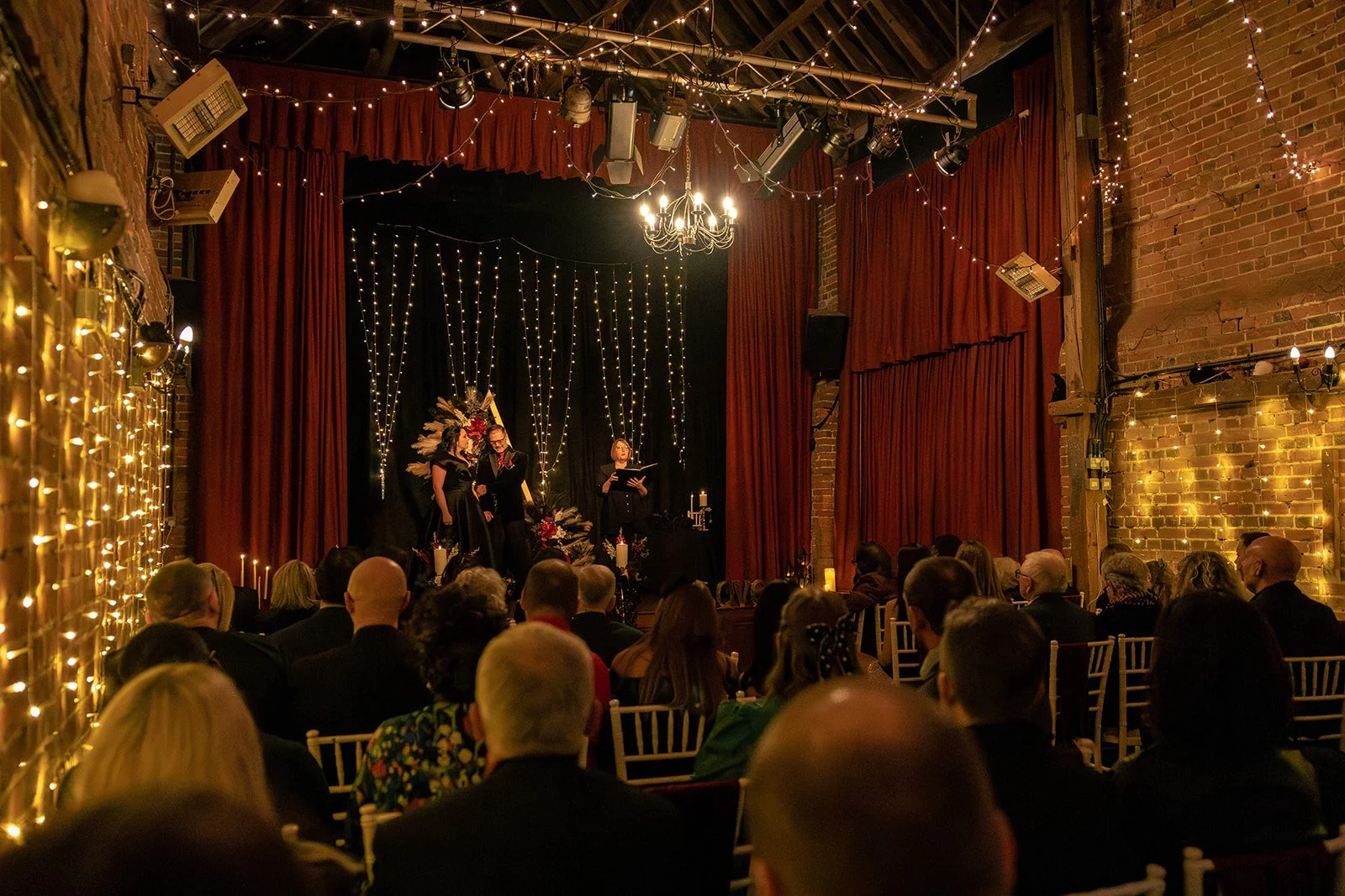 Vibrant and authentic wedding photography