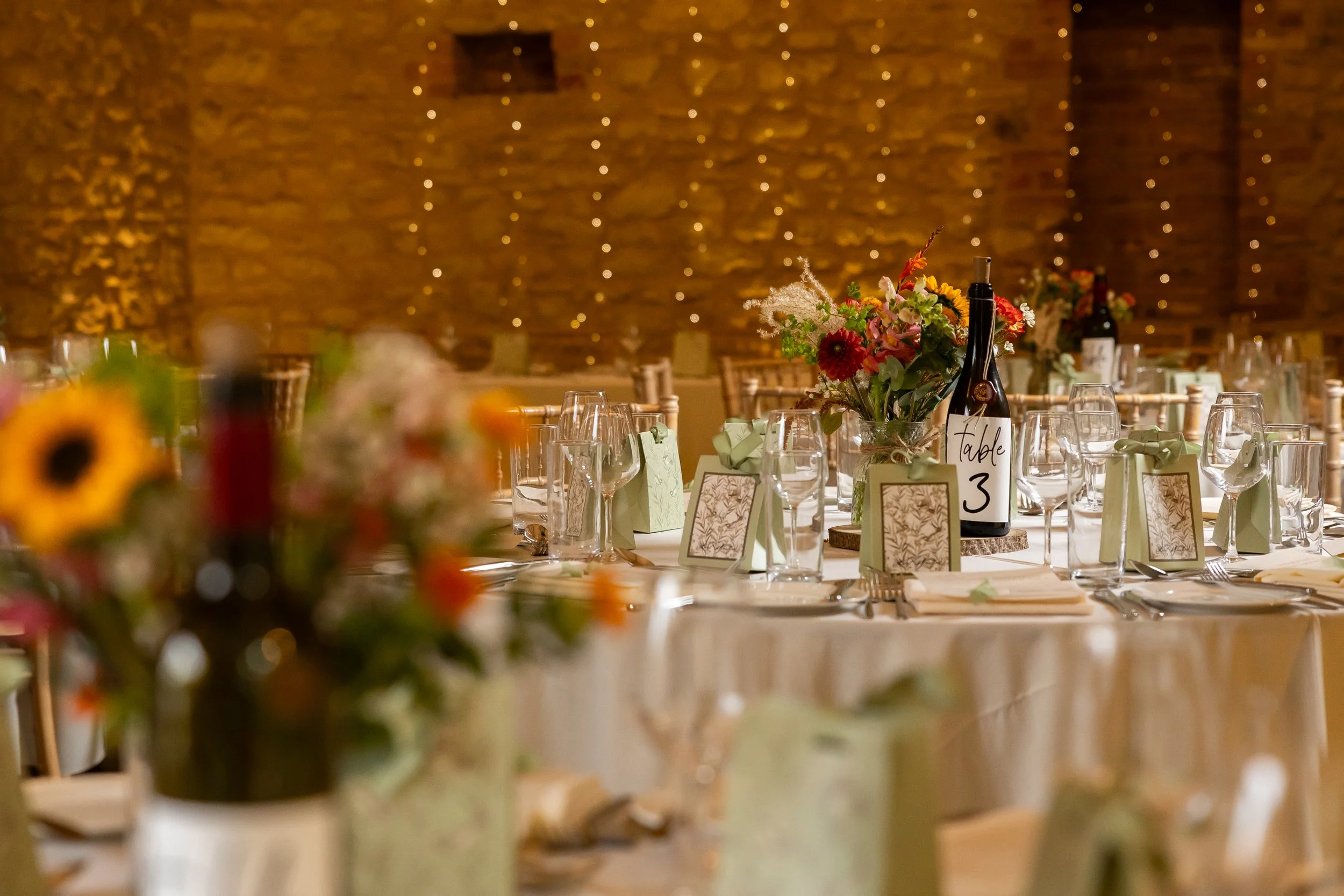 Vibrant and authentic wedding photography