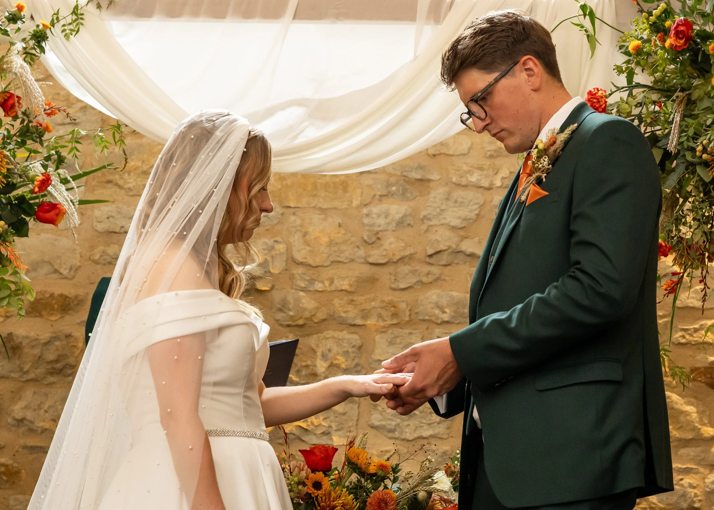 Vibrant and authentic wedding photography