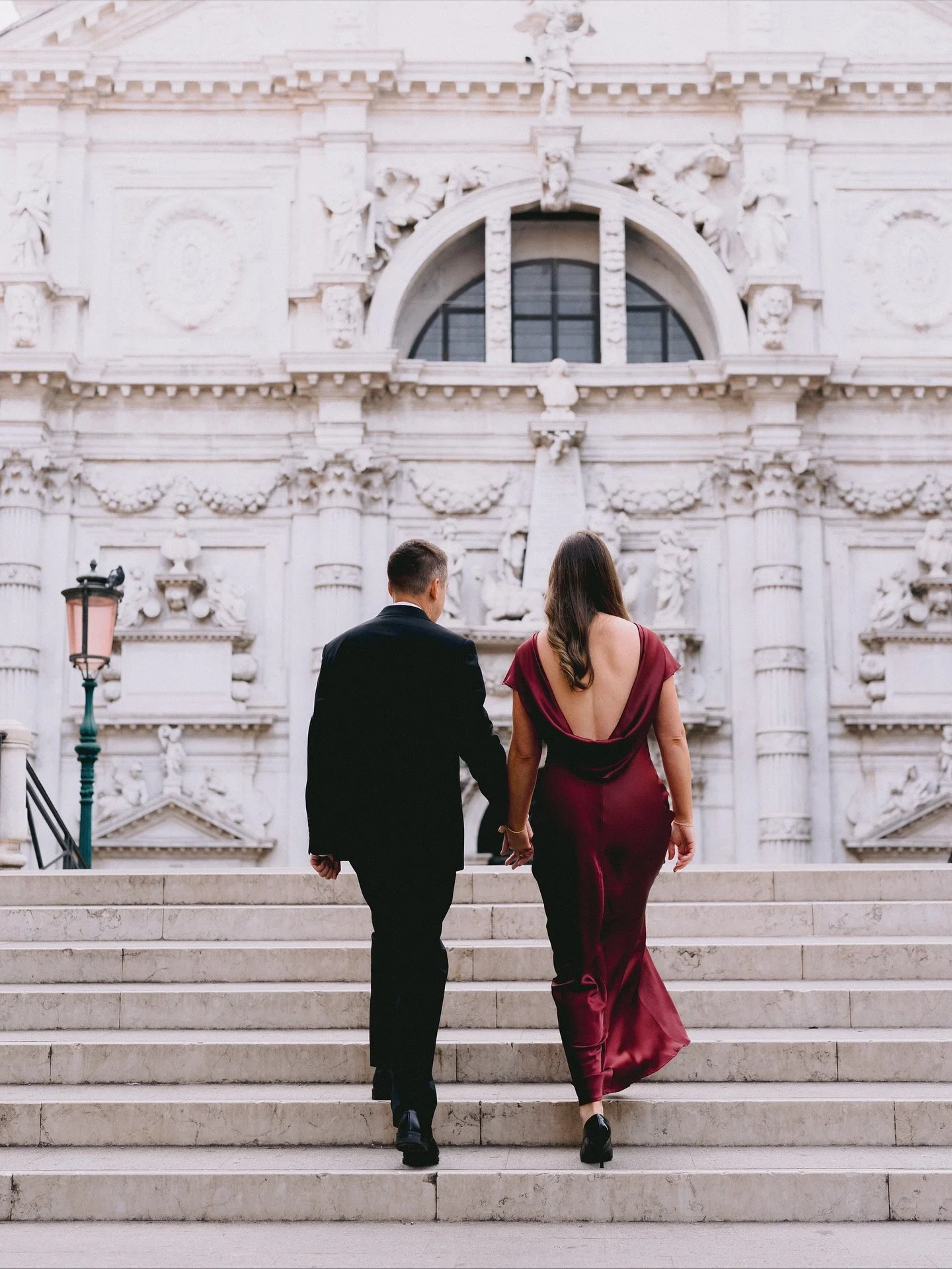 Some moments are meant to be quiet &mdash; just steps, glances, and the sound of the lagoon. Venice always finds a way to turn love into art.

&bull;
&bull;
&bull;

#venicephotographer#venicecouple#veniceitaly#veniceengagement#venicephotoshoot#venice