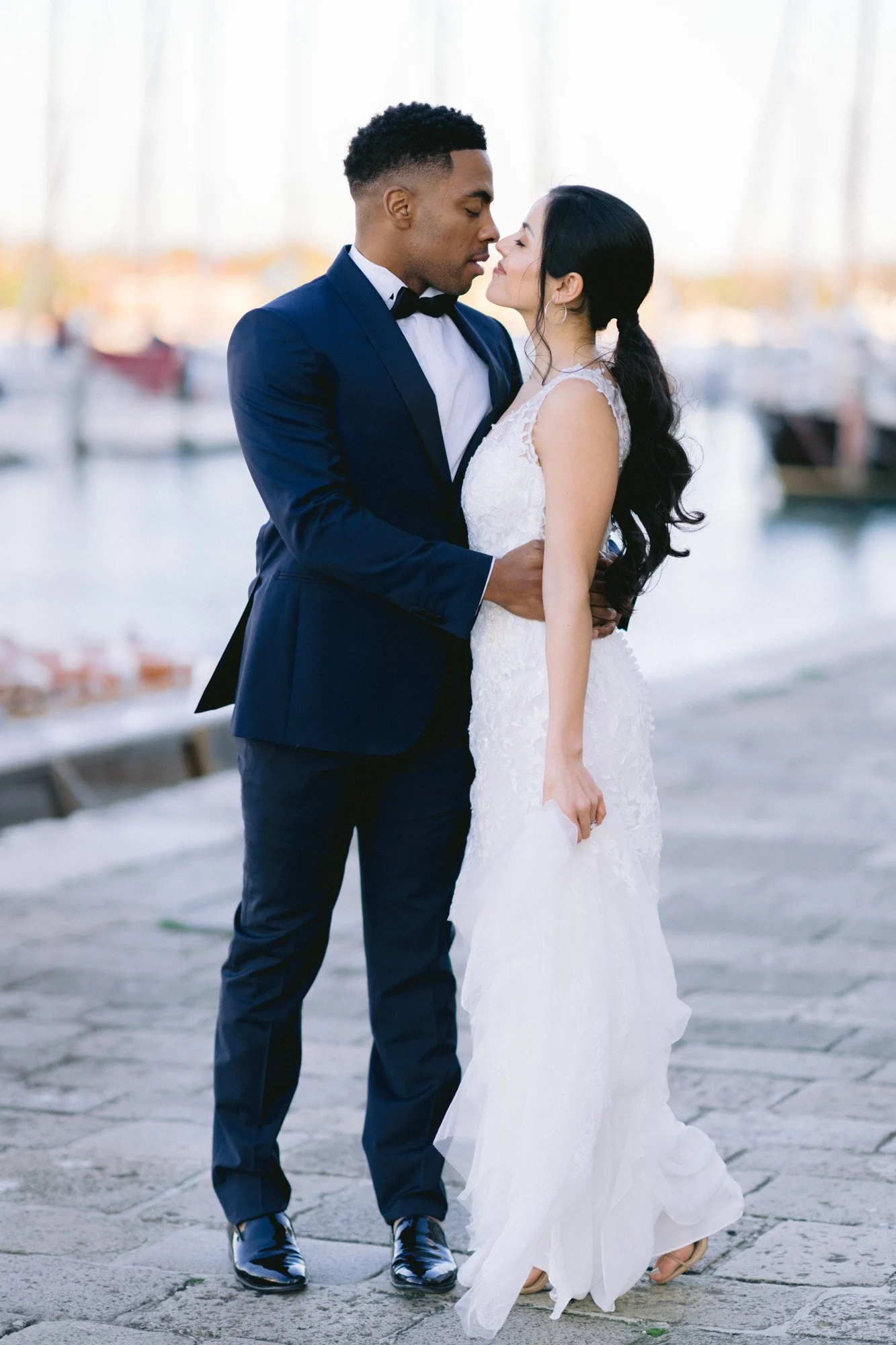 Elegant Bride and Groom by the Grand Canal – Venice Wedding Photographer
