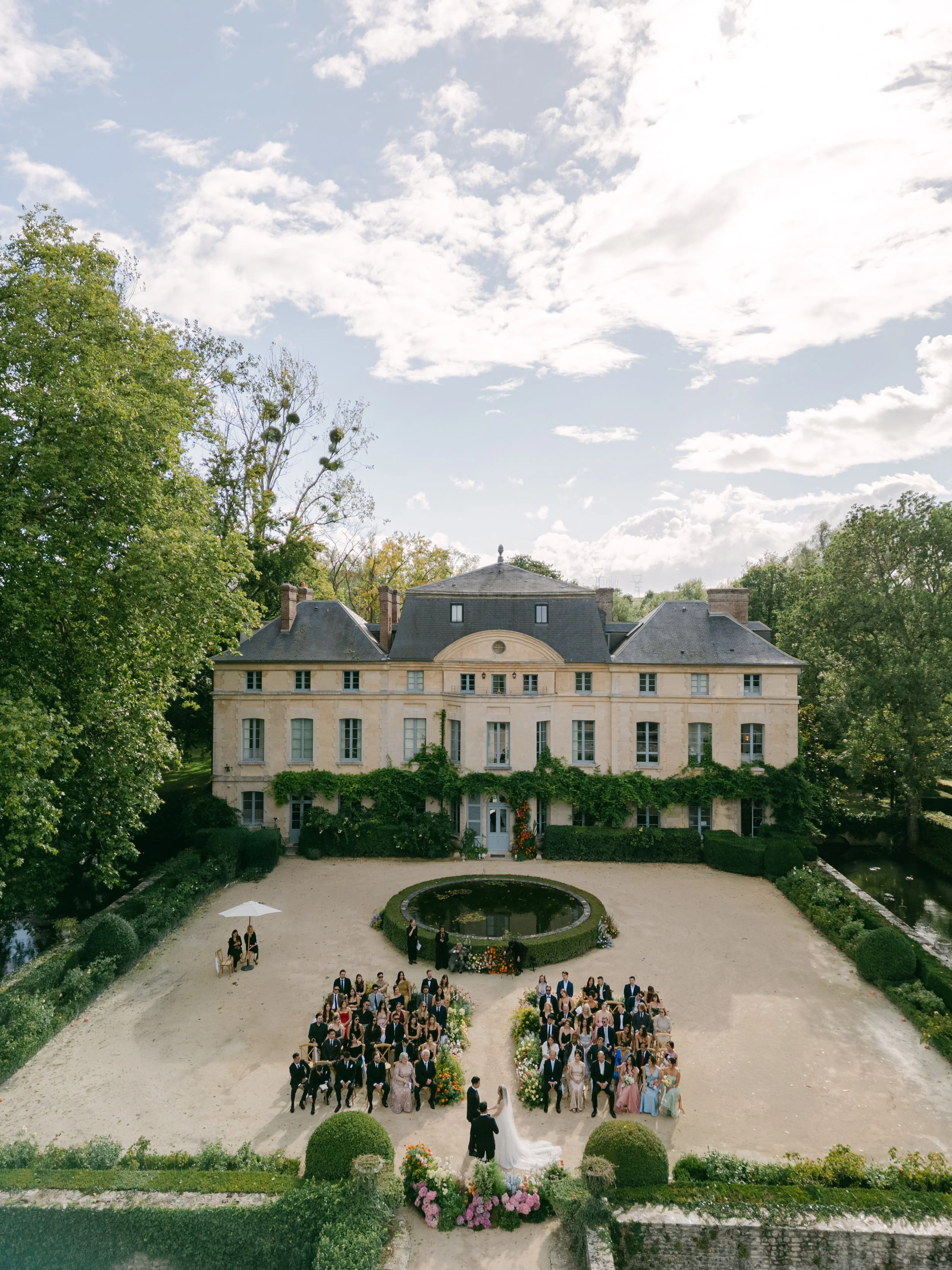 Danielle, Dreamy American Wedding at Domaine de Primard
