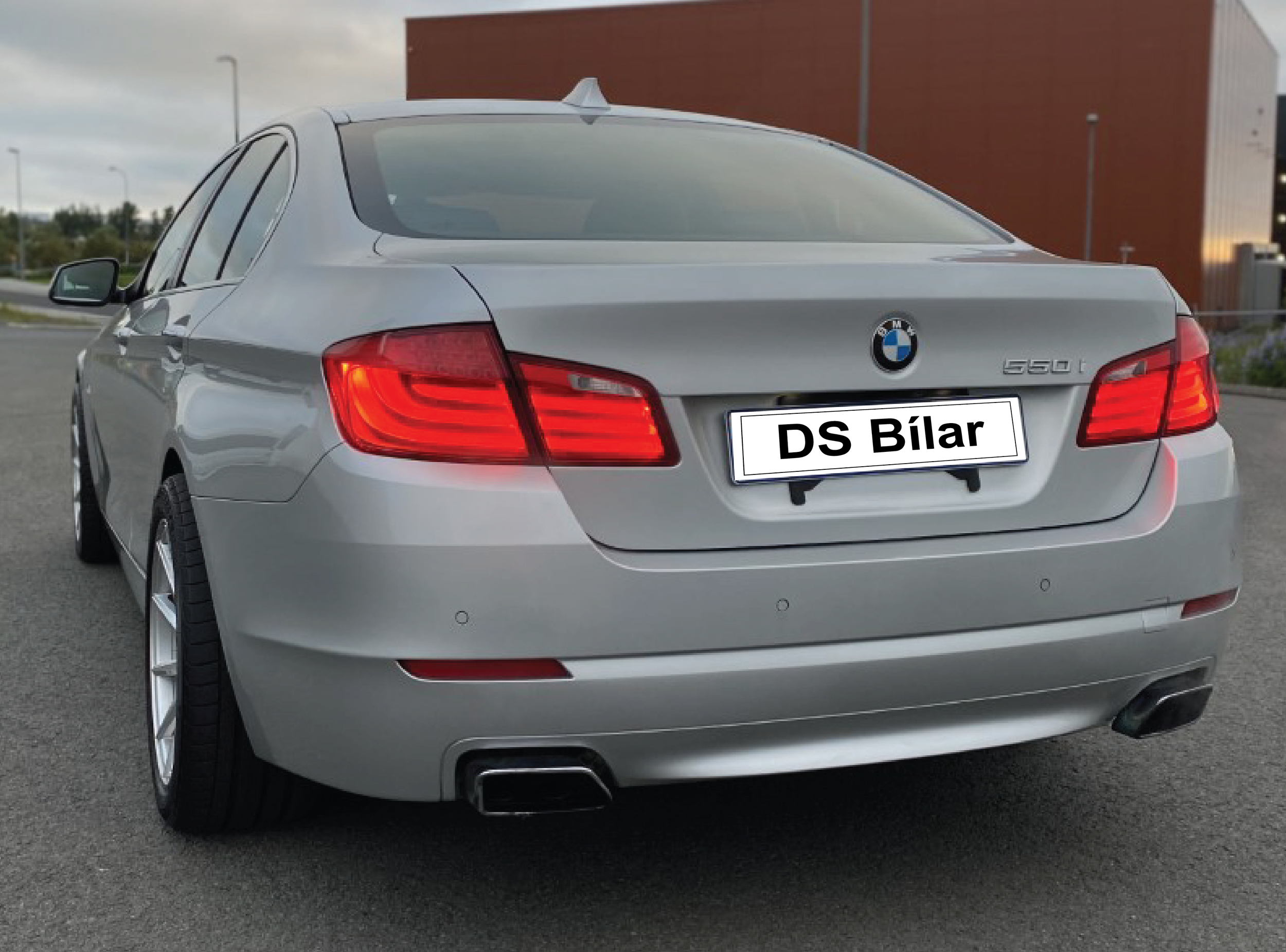 550i - 1-01.png