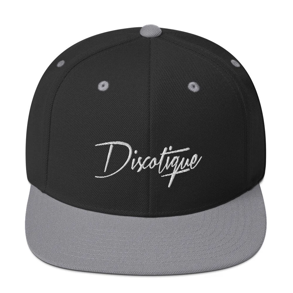 classic-snapback-black-silver-front-6065b4becc204.jpg