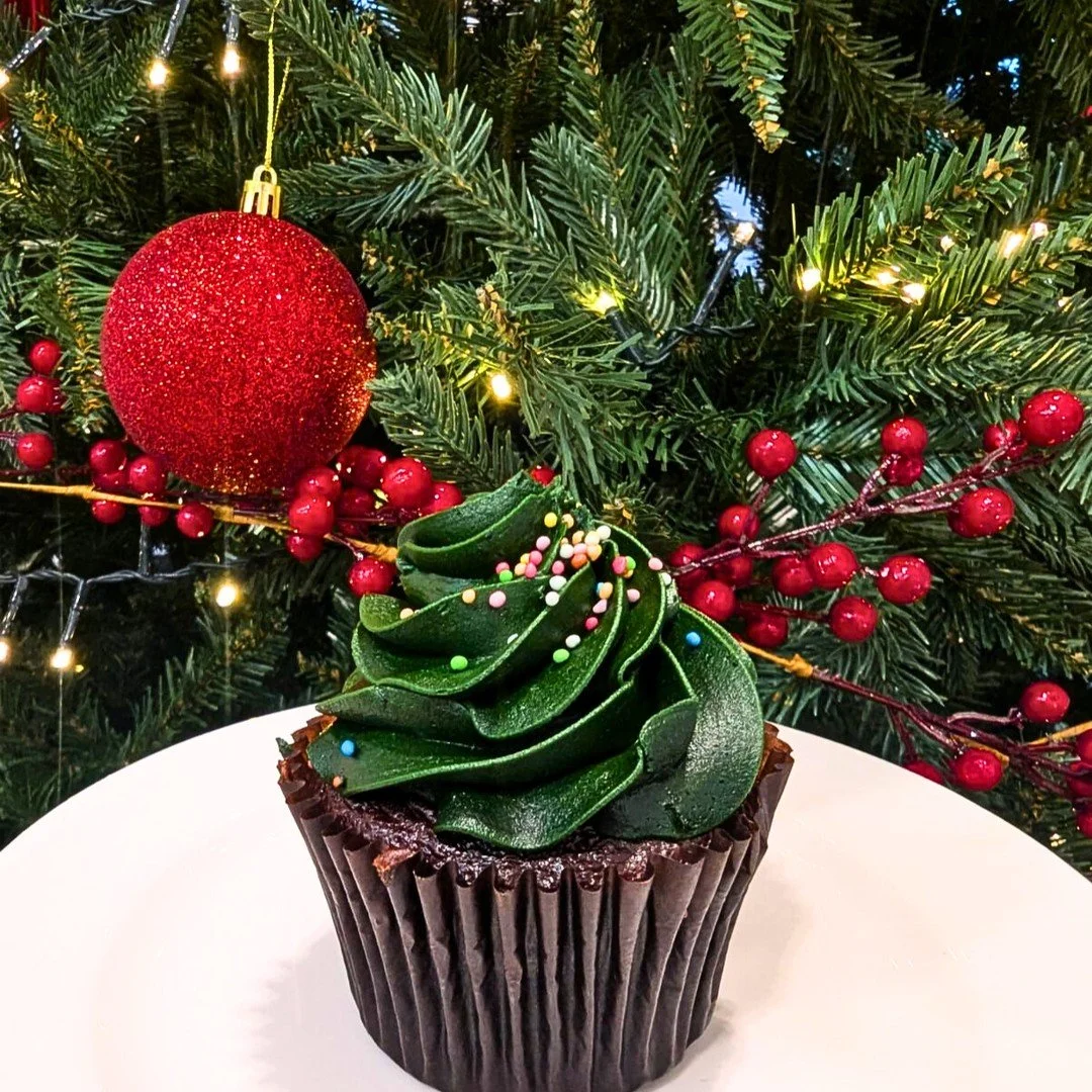 The festive season is all about indulging your sweet (and savoury!) tooth 🎅🍫 alongside their advent calendar chocolates every day, our customers are making the most of all the Christmassy treats we have on offer across our locations - including thi