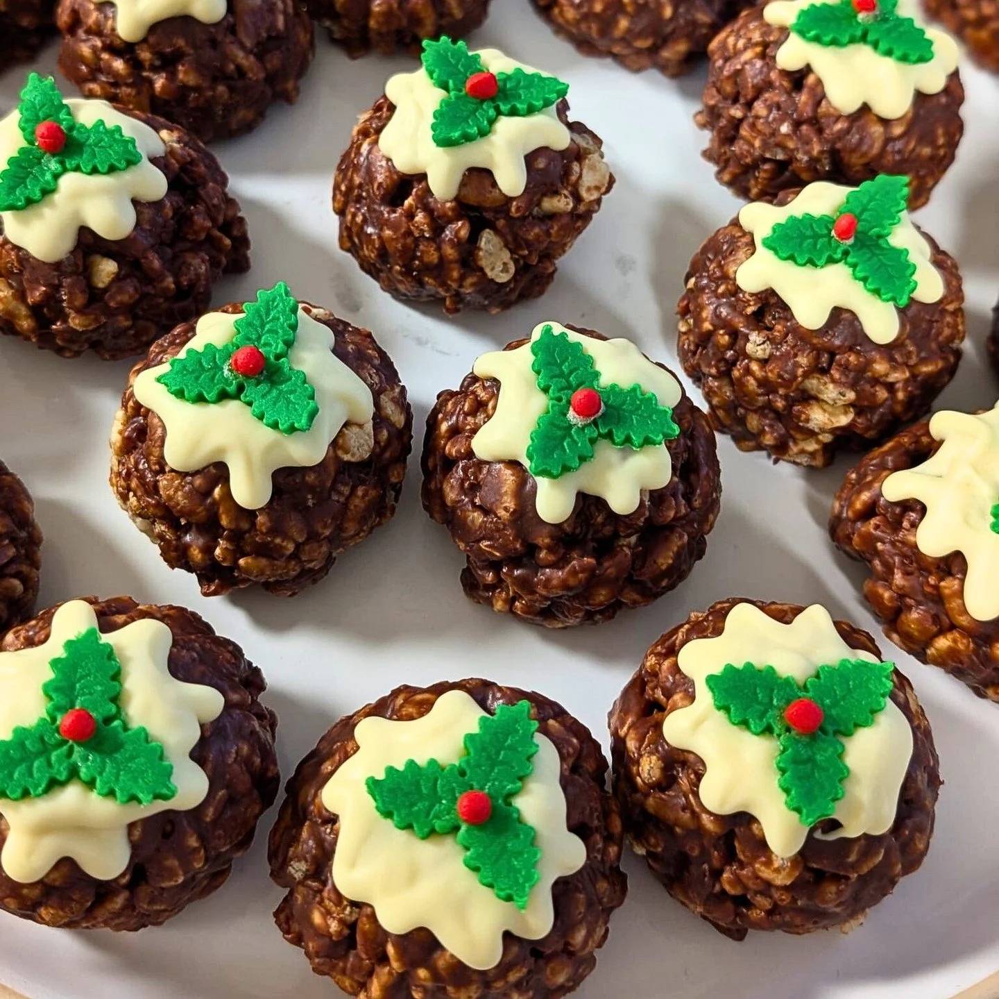 And just like that - it's Christmas Eve, Eve! 🎄💫🎅

We're looking back at a busy but successful festive season (and 2025 as a whole) with a whole lot of gratitude for our wonderful Savore team members, brilliant client partners, and friends and fam