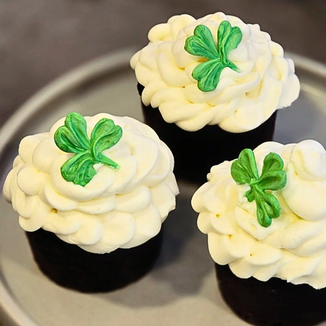 We enjoy the deep, malty flavour and moist texture of Guinness cake year-round, but as today is St Patrick's Day, we naturally took the opportunity to celebrate with these beautiful cakes across our cafes 🍀🍰 
Did you know that Guinness cake likely 