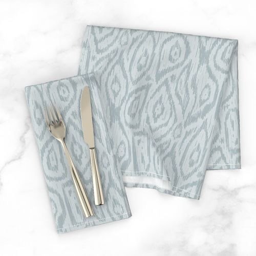 Almost forgot to share my entry for @spoonflower&rsquo;s Texture and Tonal design challenge! This elevated, coastal blue print is a fun way to add interest to your tablescape! 

#spoonflowerchallenge #spoonflowerfabric #surfacedesign #fabricdesigner 