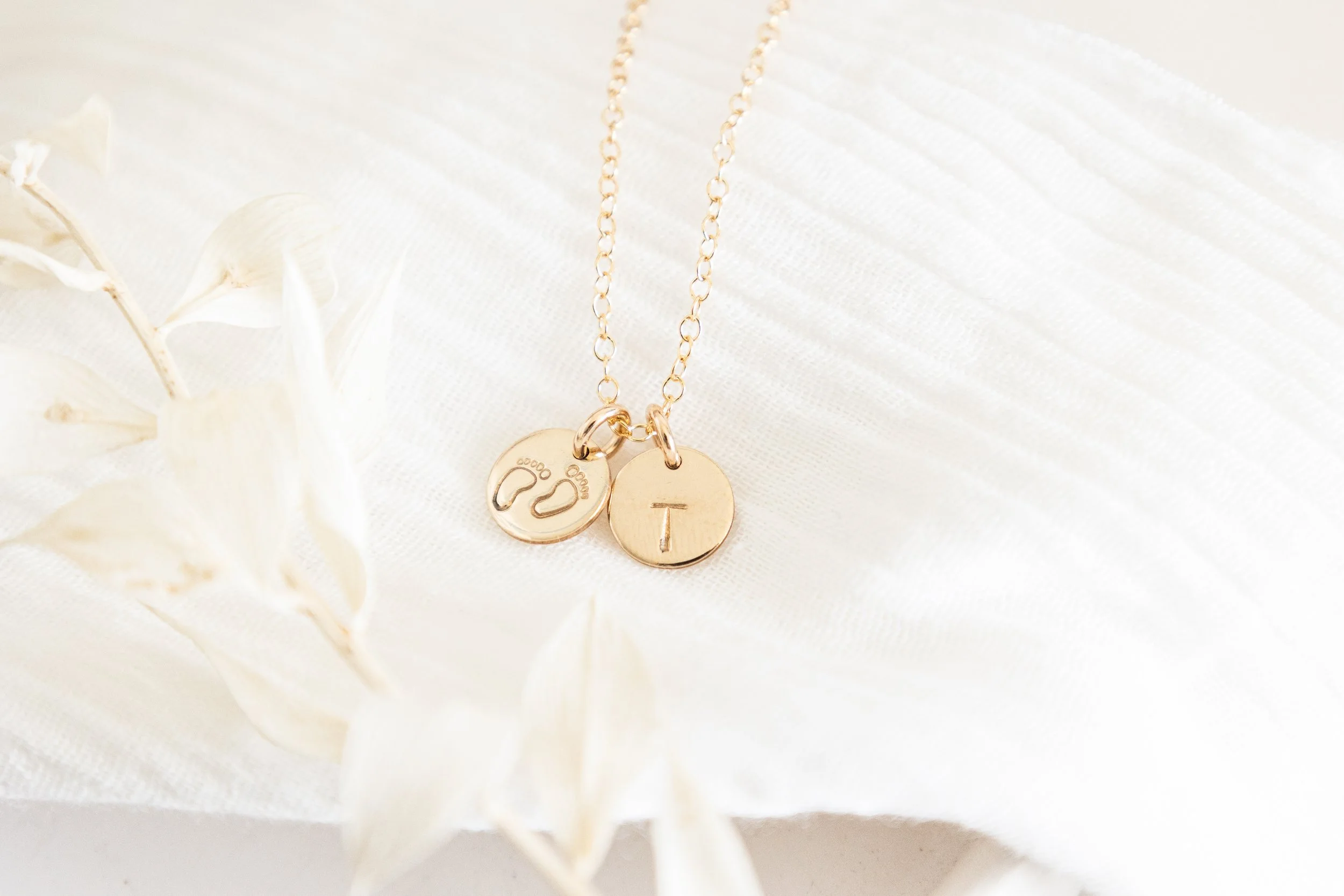 Small Pendant Necklace