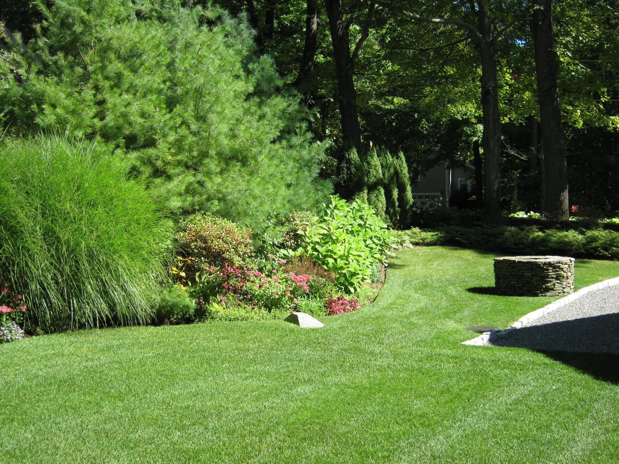 Protect Your Family From Unwanted Pests With Professional Bug Spraying in the Needham and Northborough, MA Area