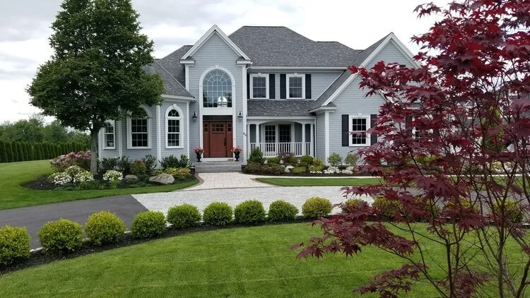 The Connection Between Mosquito Control and Lawn Care in the Northborough, MA Area