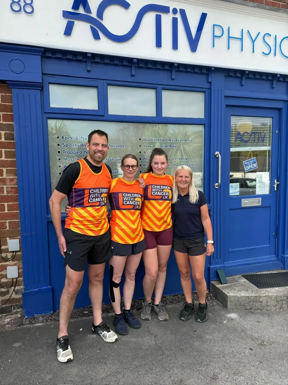 Activ Physiotherapy Sheffield & Hope patients run the London marathon.