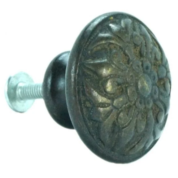 Medium Fleur-De-Lis Knob - Faux Brass