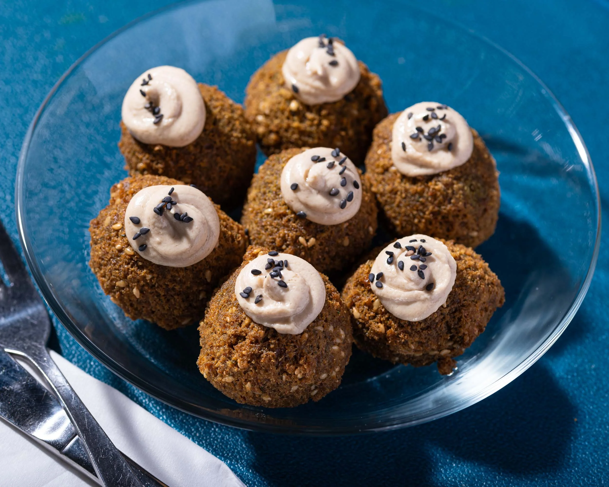 squarespace_2500 pixels-akle falafels_food society.jpg