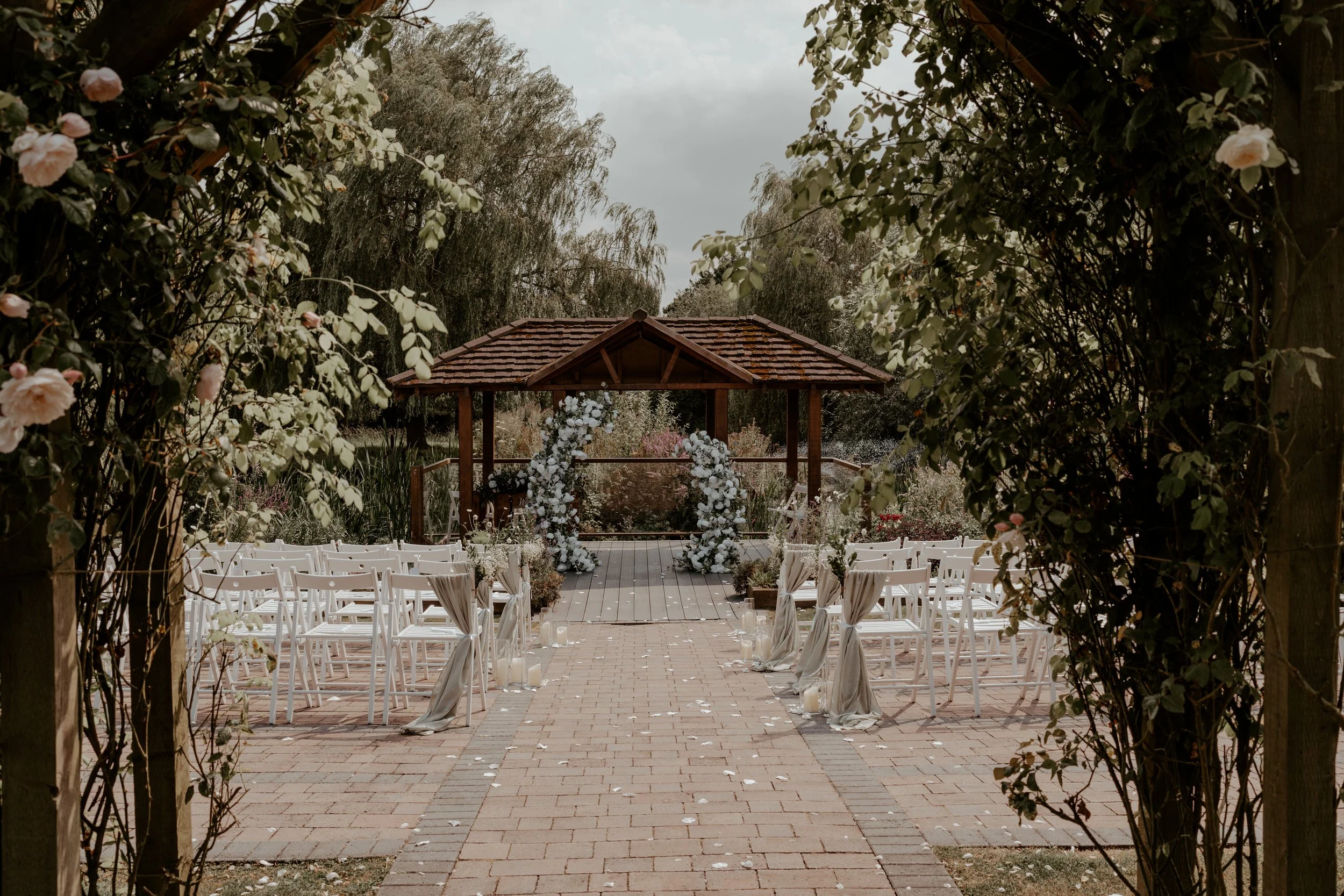 Top Tips for Styling an Outdoor Wedding