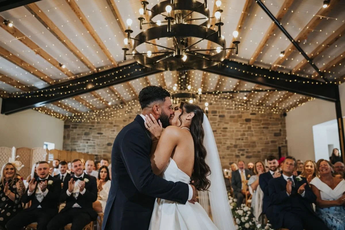 Billie &amp; Montelle’s Monochrome Wedding at Stretton Manor Barn