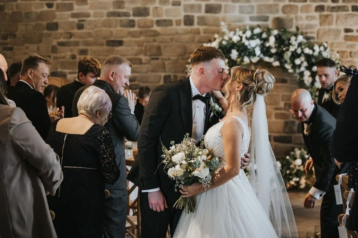 Shanice &amp; Dean’s Barn Wedding at Stretton Manor Barn